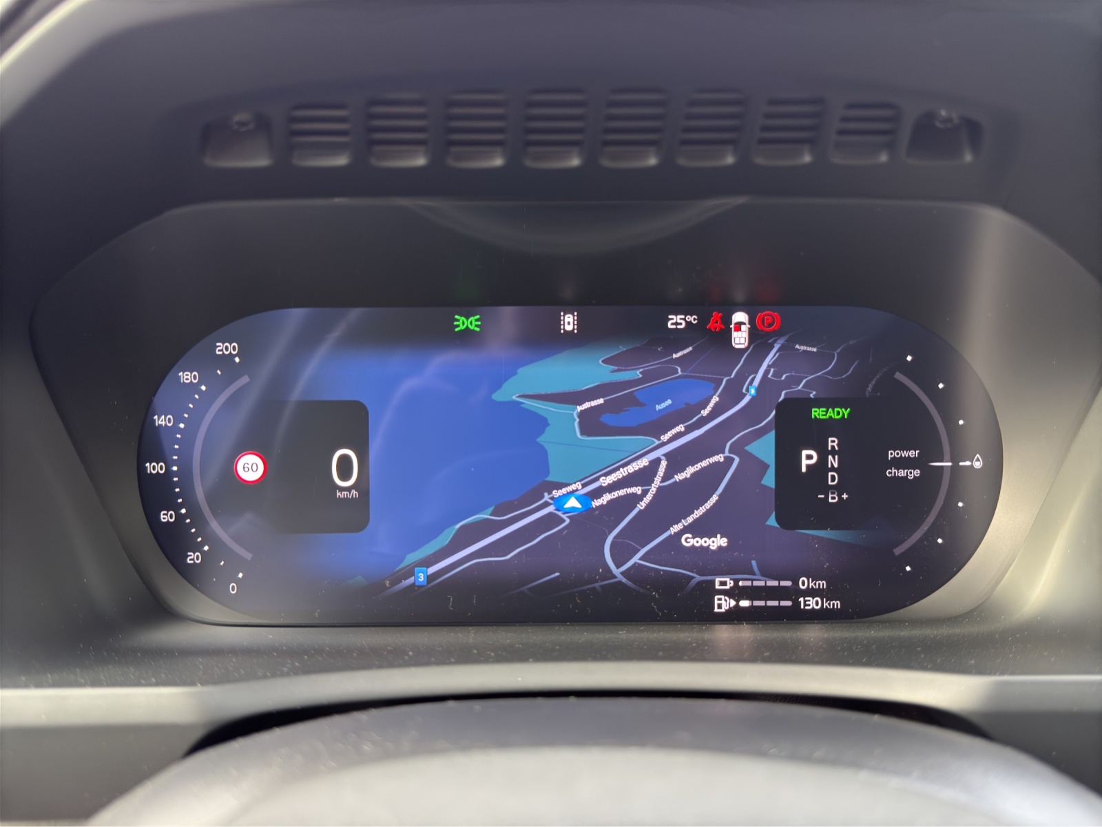 VOLVO XC90 T8 eAWD PluginHybrid Ultra Dark Geartronic-image-10
