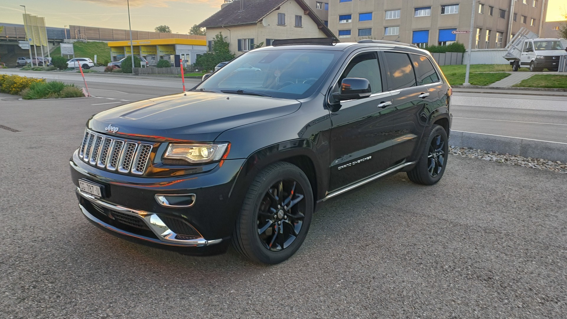 JEEP 3.0 CRD 250 Summit-image-0