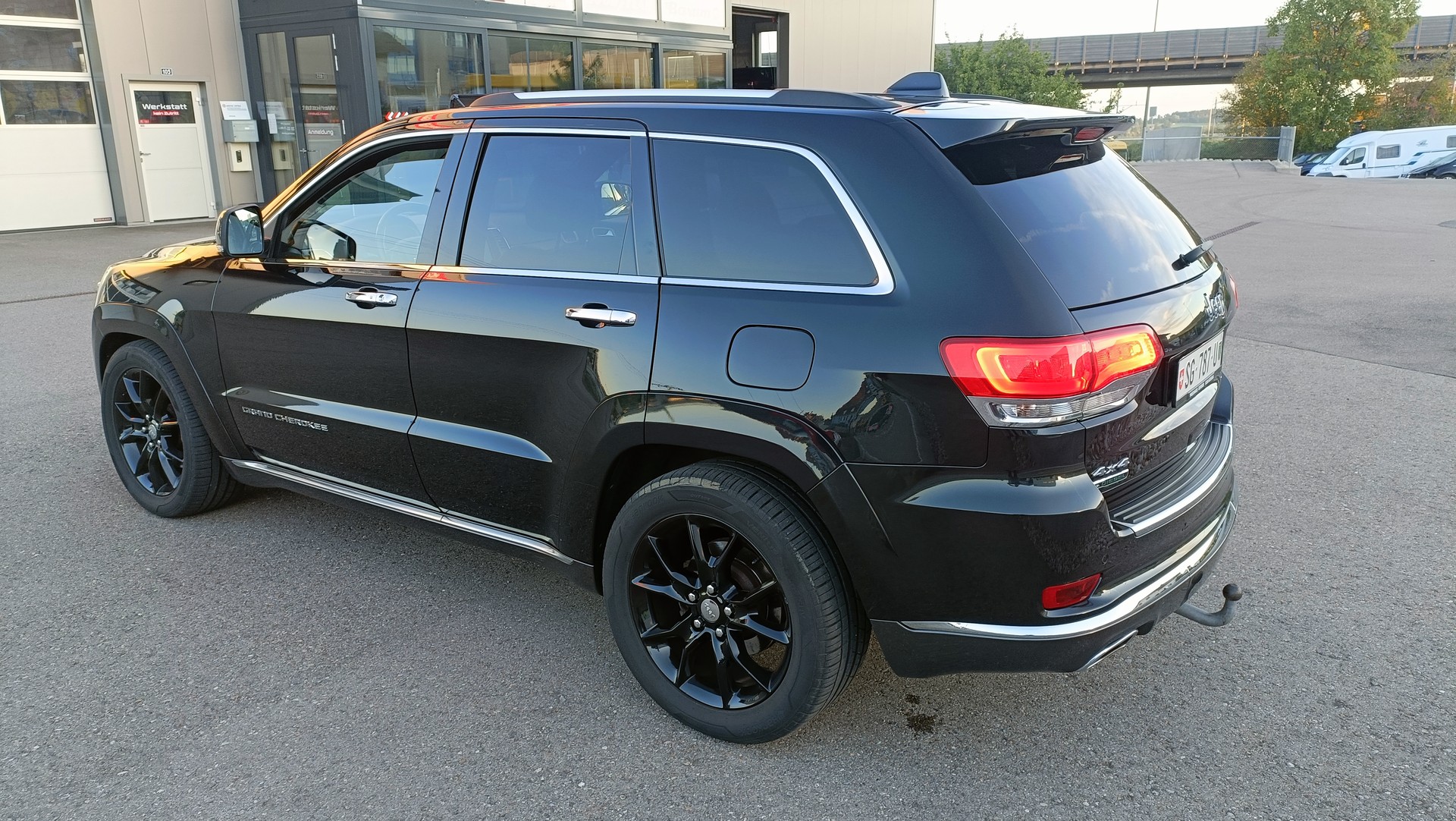 JEEP 3.0 CRD 250 Summit-image-2