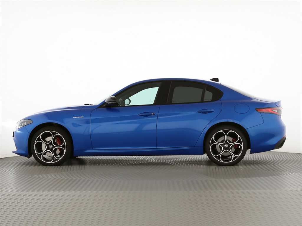 ALFA ROMEO Giulia 2.0 Veloce Q4 AT8-image-2