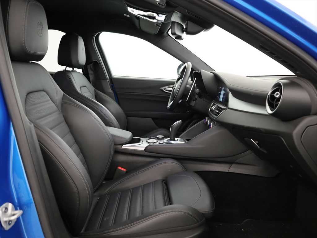 ALFA ROMEO Giulia 2.0 Veloce Q4 AT8-image-8