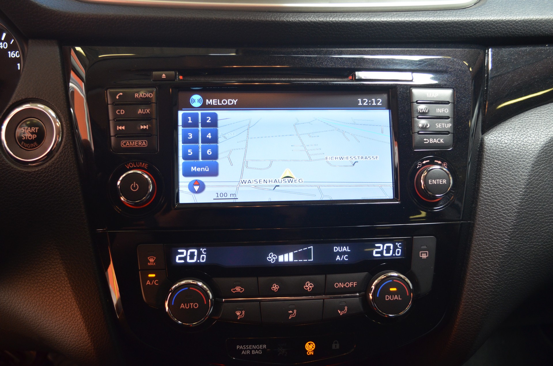 NISSAN Qashqai 1.6 DIG-T N-Connecta-image-9