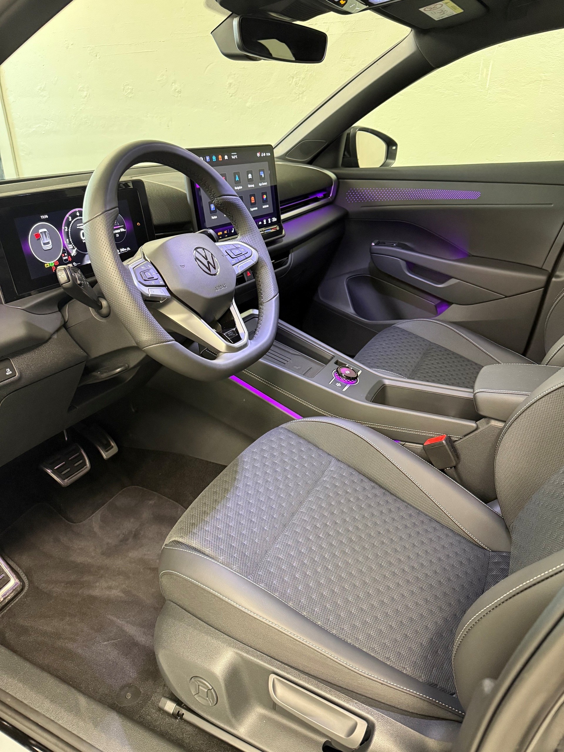 VW T-Roc 1.5 eTSI mHEV R-Line DSG-image-5