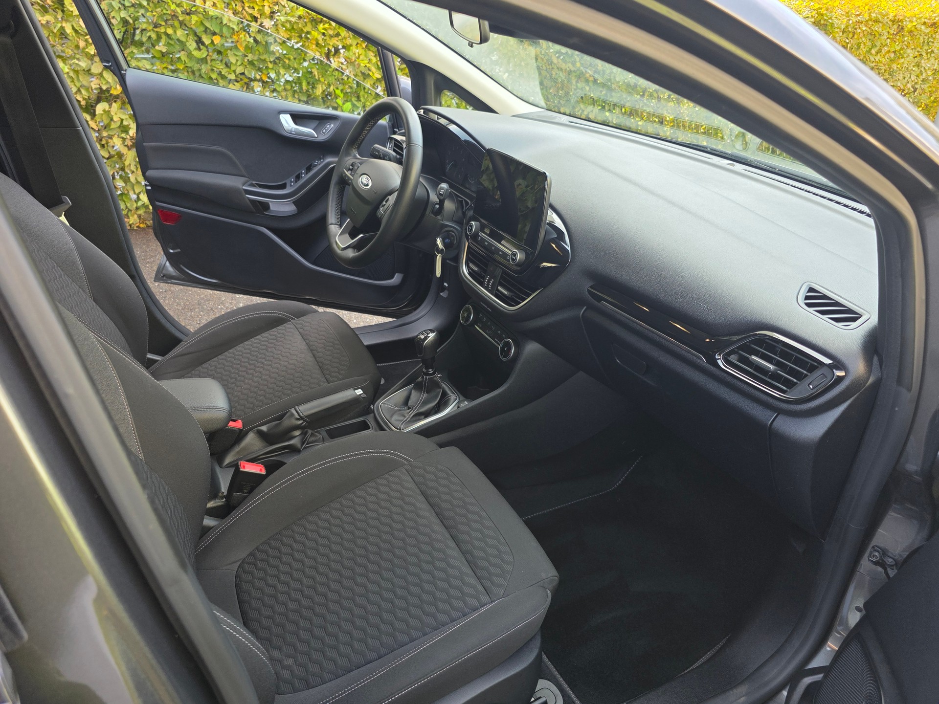 FORD Fiesta 1.0 SCTi Titanium-image-11