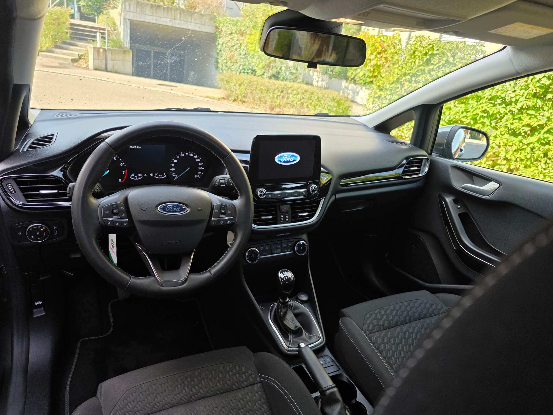FORD Fiesta 1.0 SCTi Titanium-image-9