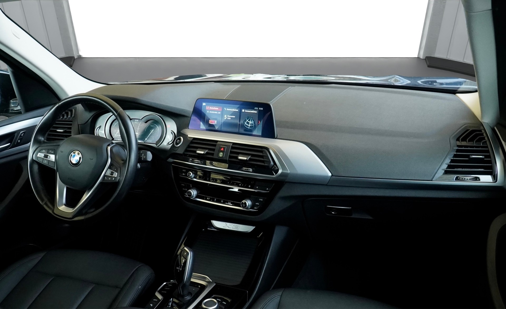 BMW X3 xDrive 30e Steptronic *CH Fahrzeug*-image-11