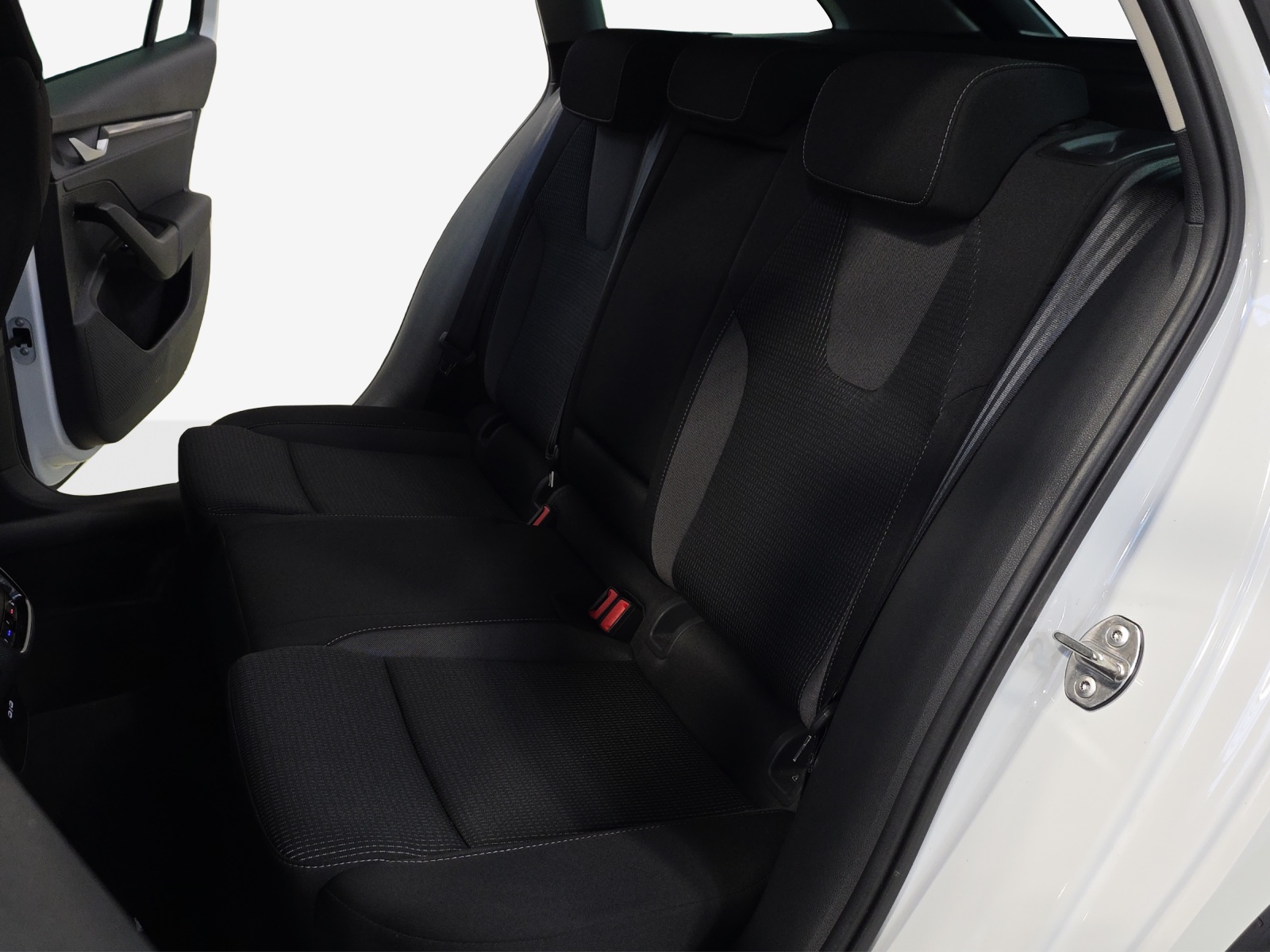 SKODA Octavia Combi 1.5 TSI mHEV DSG Dynamic-image-11