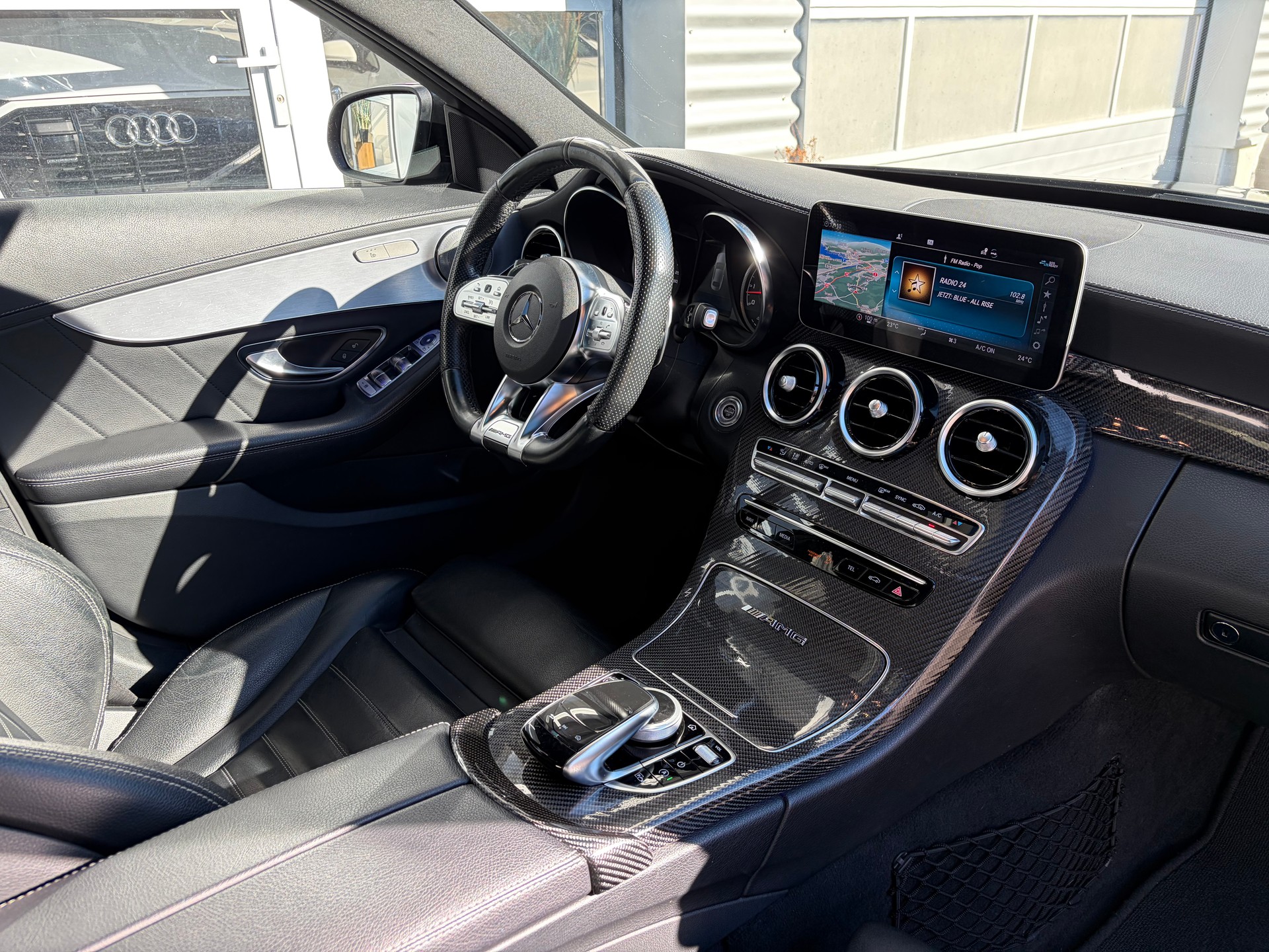 MERCEDES-BENZ C 43 AMG 4Matic 9G-Tronic-image-15