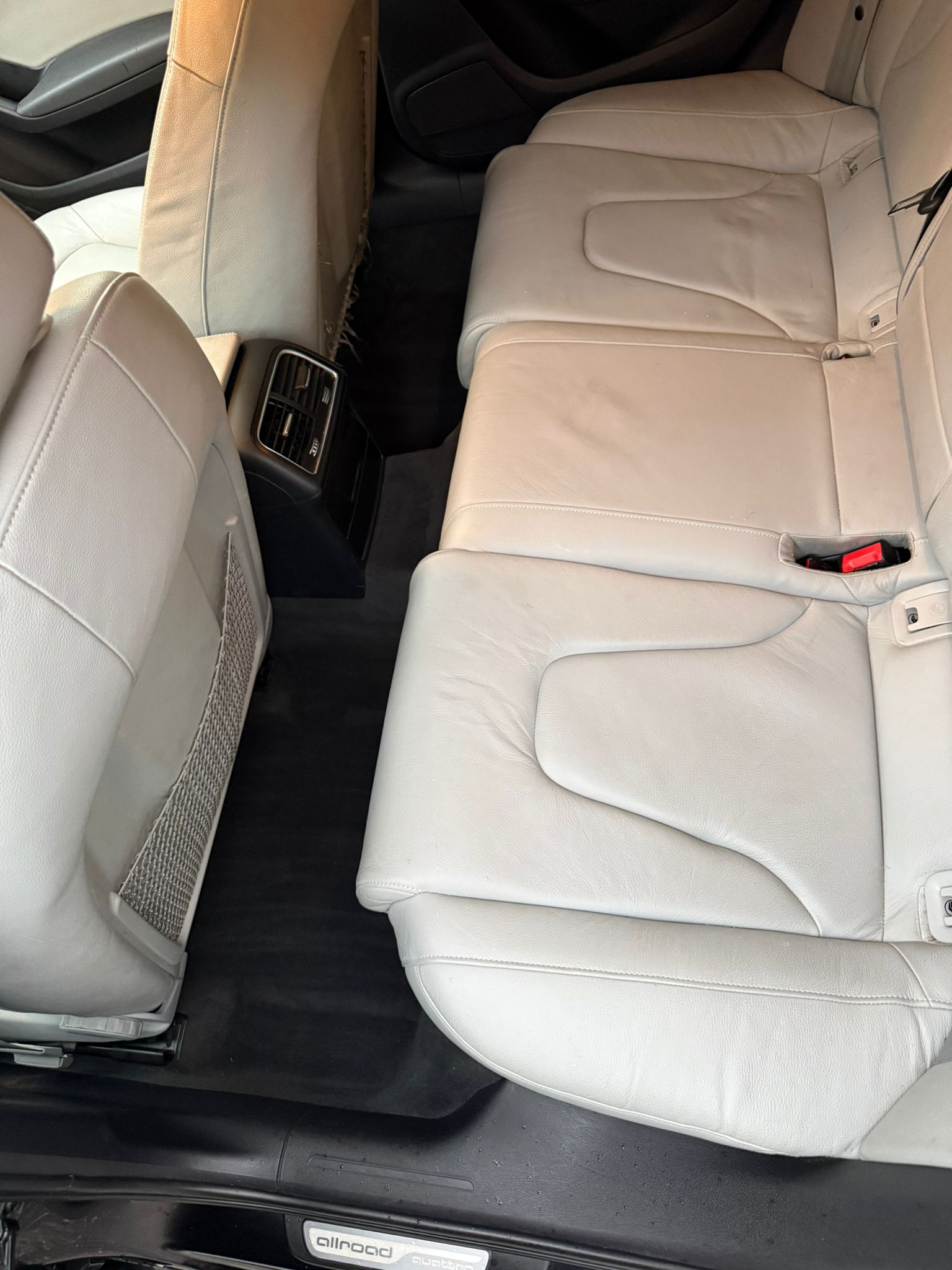 AUDI A4 allroad 3.0 TDI quattro S-tronic-image-6