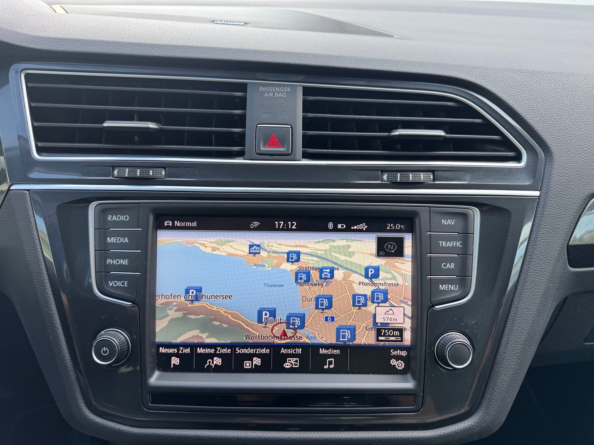 VW Tiguan 2.0 TDI SCR Highline 4Motion DSG-image-12