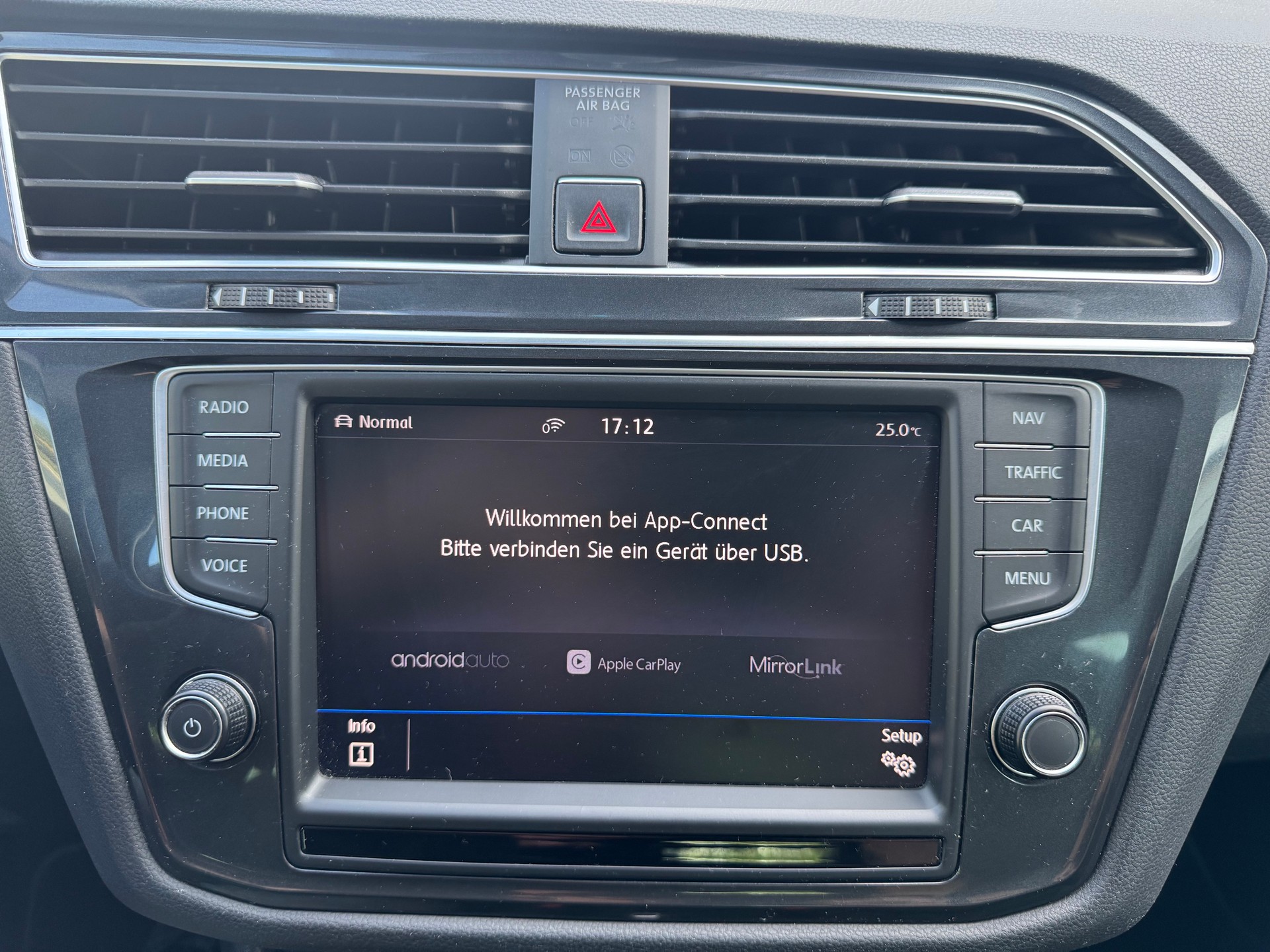 VW Tiguan 2.0 TDI SCR Highline 4Motion DSG-image-13