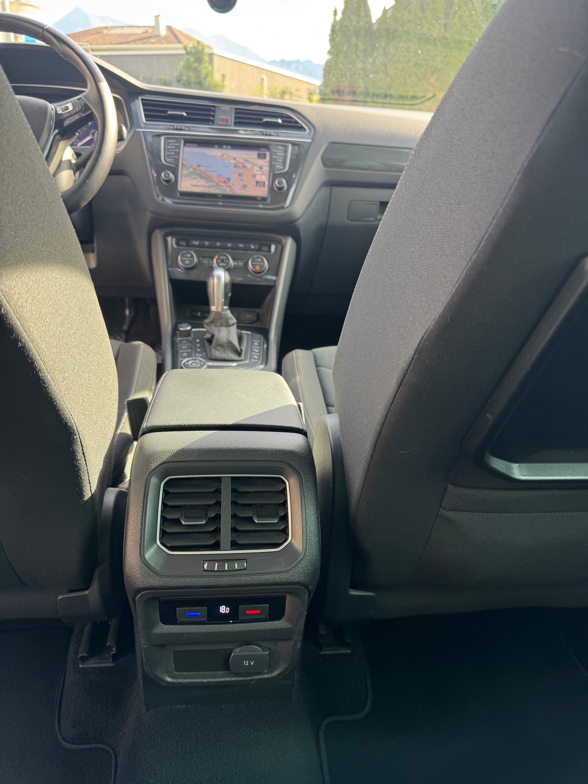 VW Tiguan 2.0 TDI SCR Highline 4Motion DSG-image-21