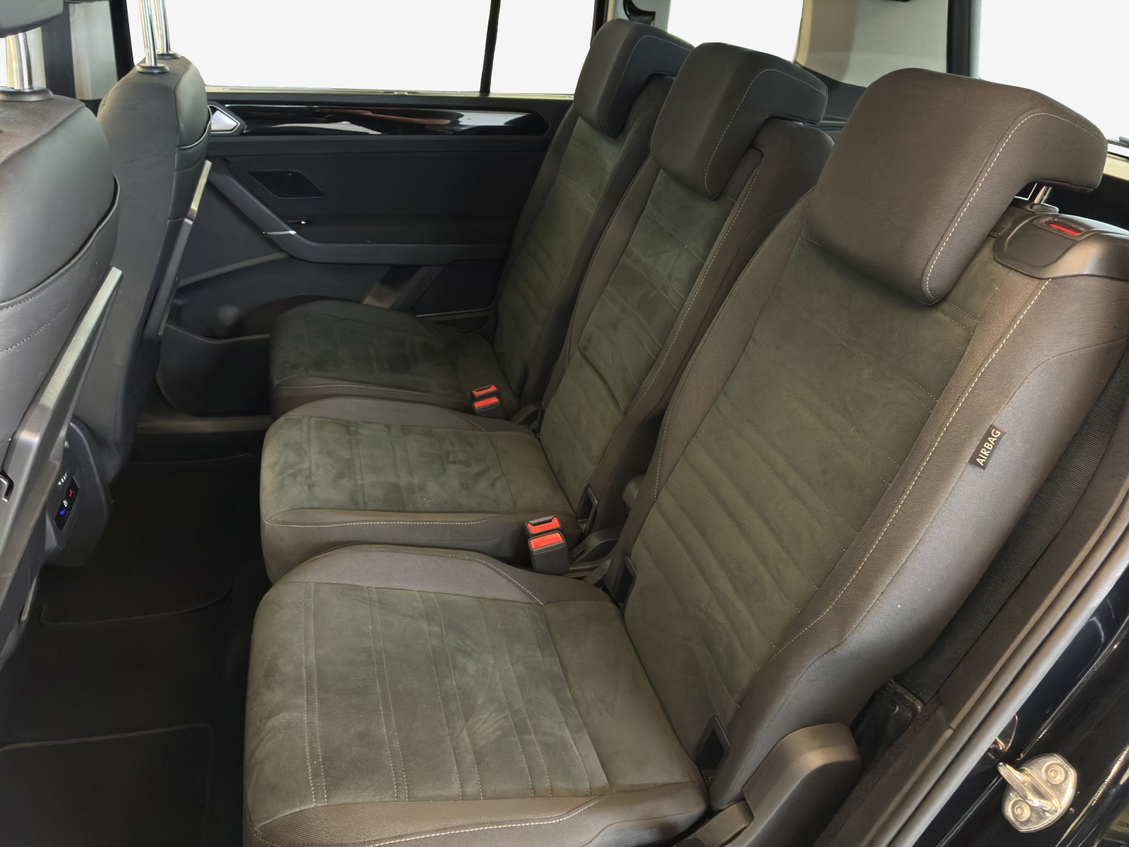 VW Touran 1.5 TSI EVO Highline DSG-image-11