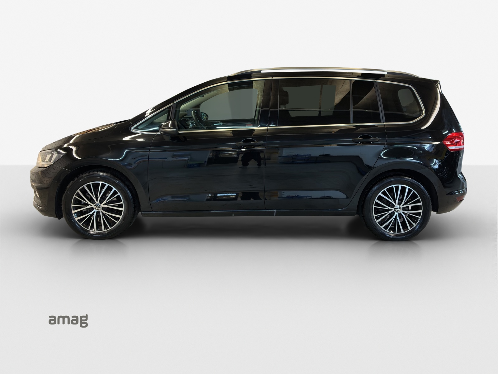 VW Touran 1.5 TSI EVO Highline DSG-image-1