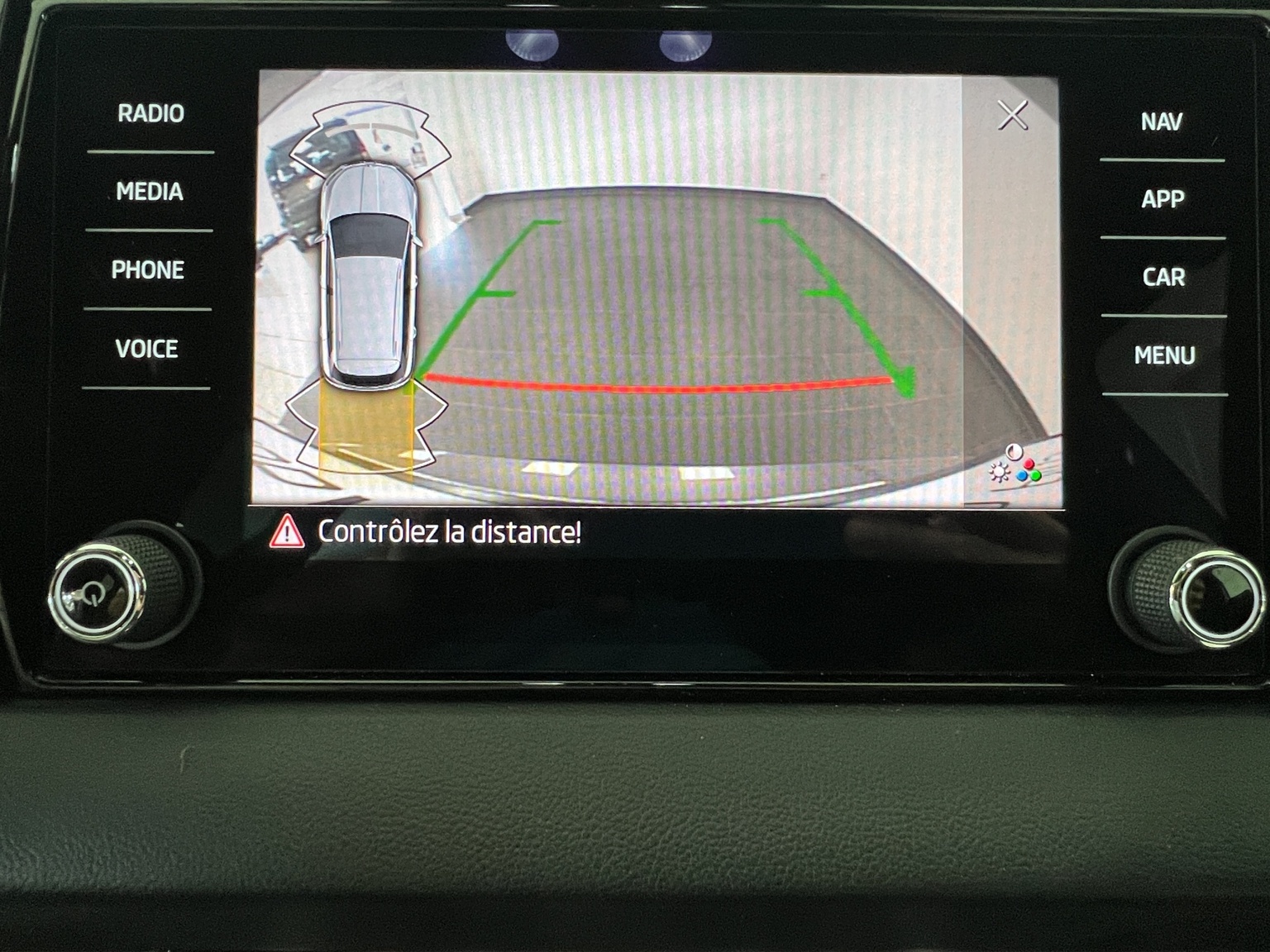 SKODA Karoq 1.5 TSI SportLine DSG-image-11