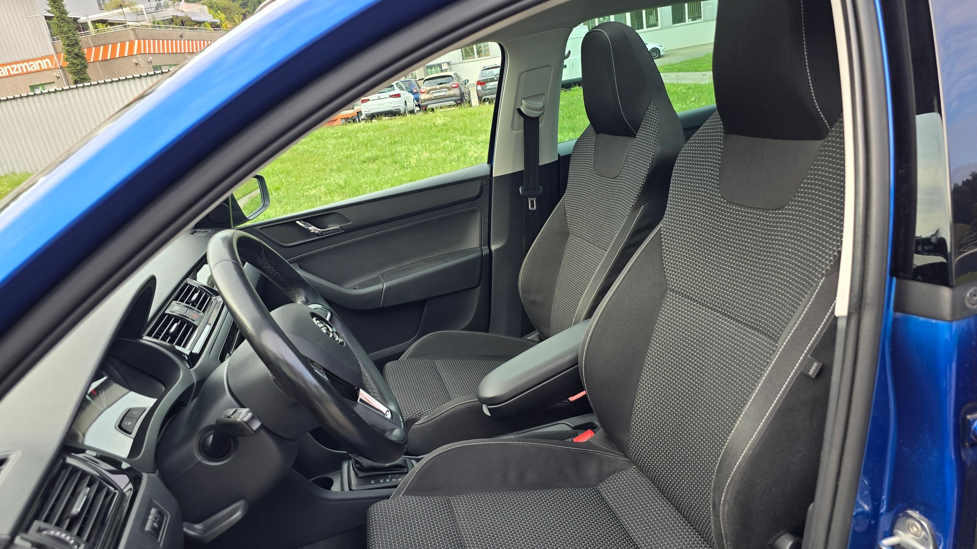 SKODA 1.4 TSI Ambition DSG-image-9