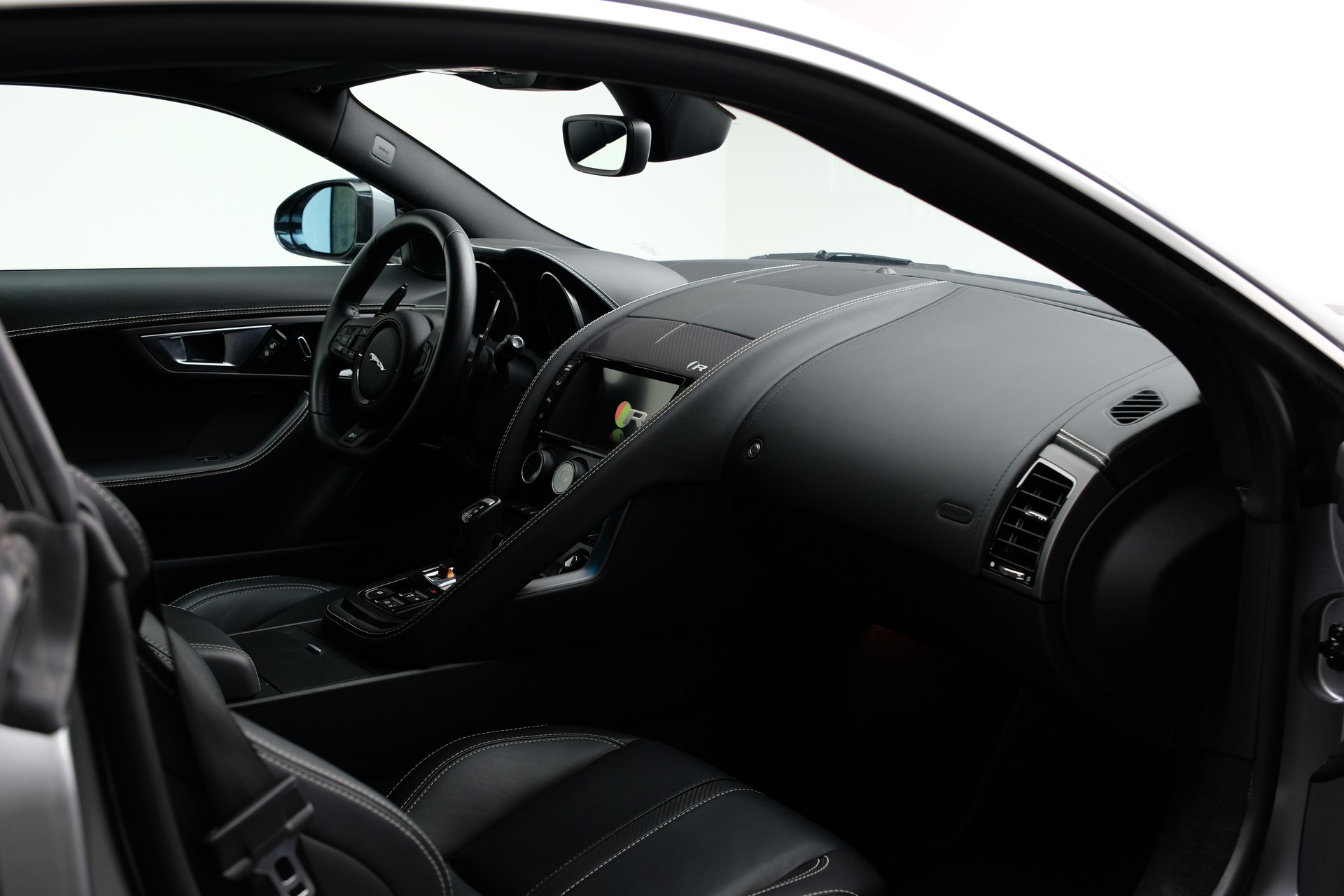 JAGUAR F-Type Coupé R 5.0 V8 S/C-image-9