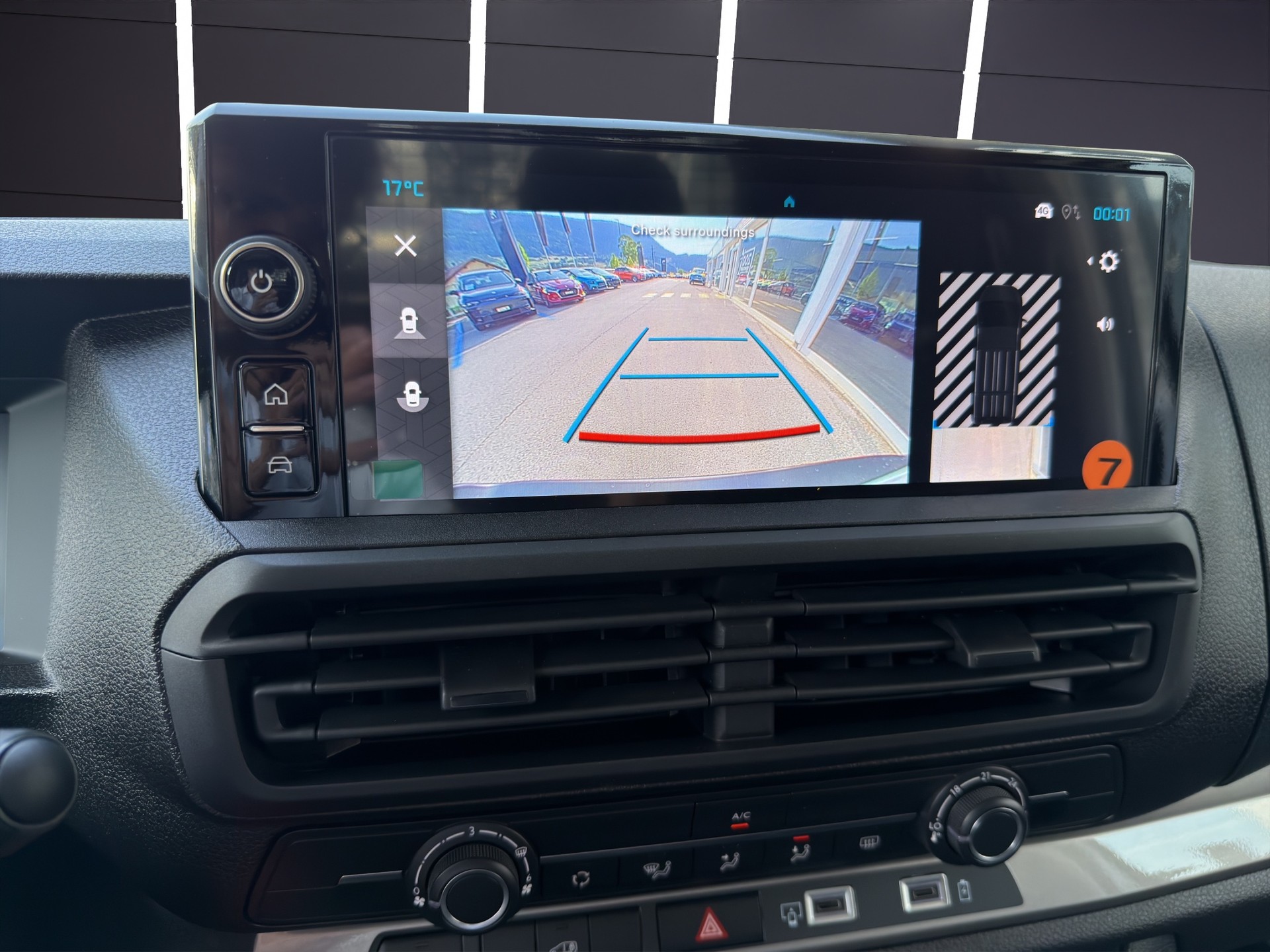 CITROEN Jumpy M 1.5 BlueHDi First-image-9