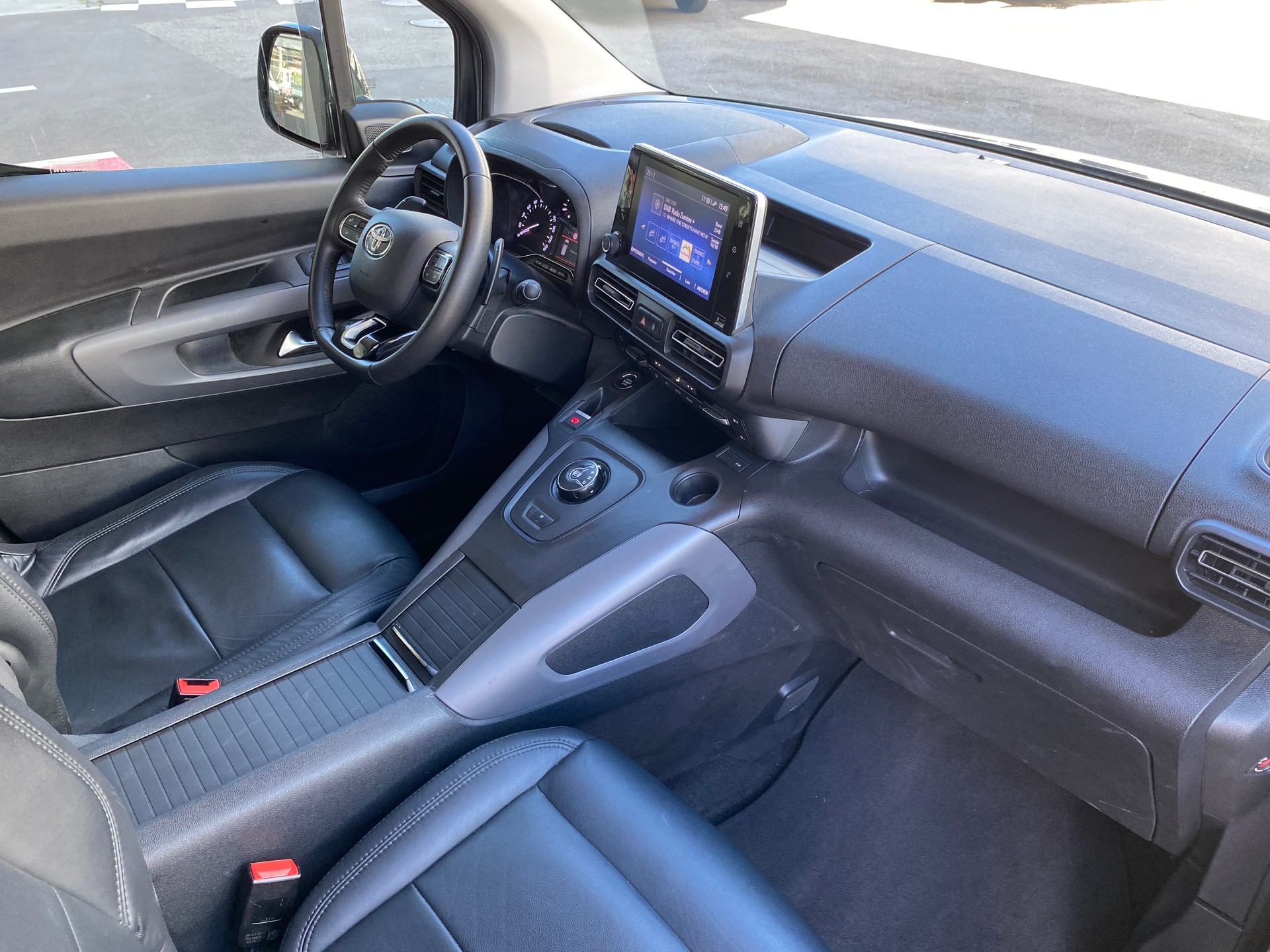 TOYOTA Proace City Verso 1.5 Style Medium Automatik-image-5
