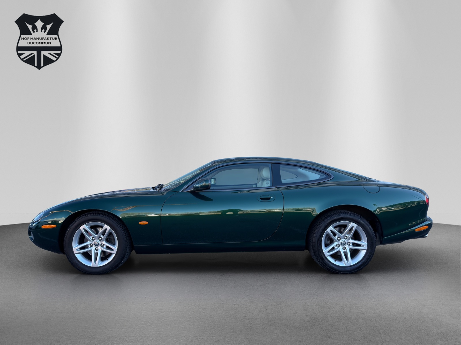 JAGUAR XK8-image-2