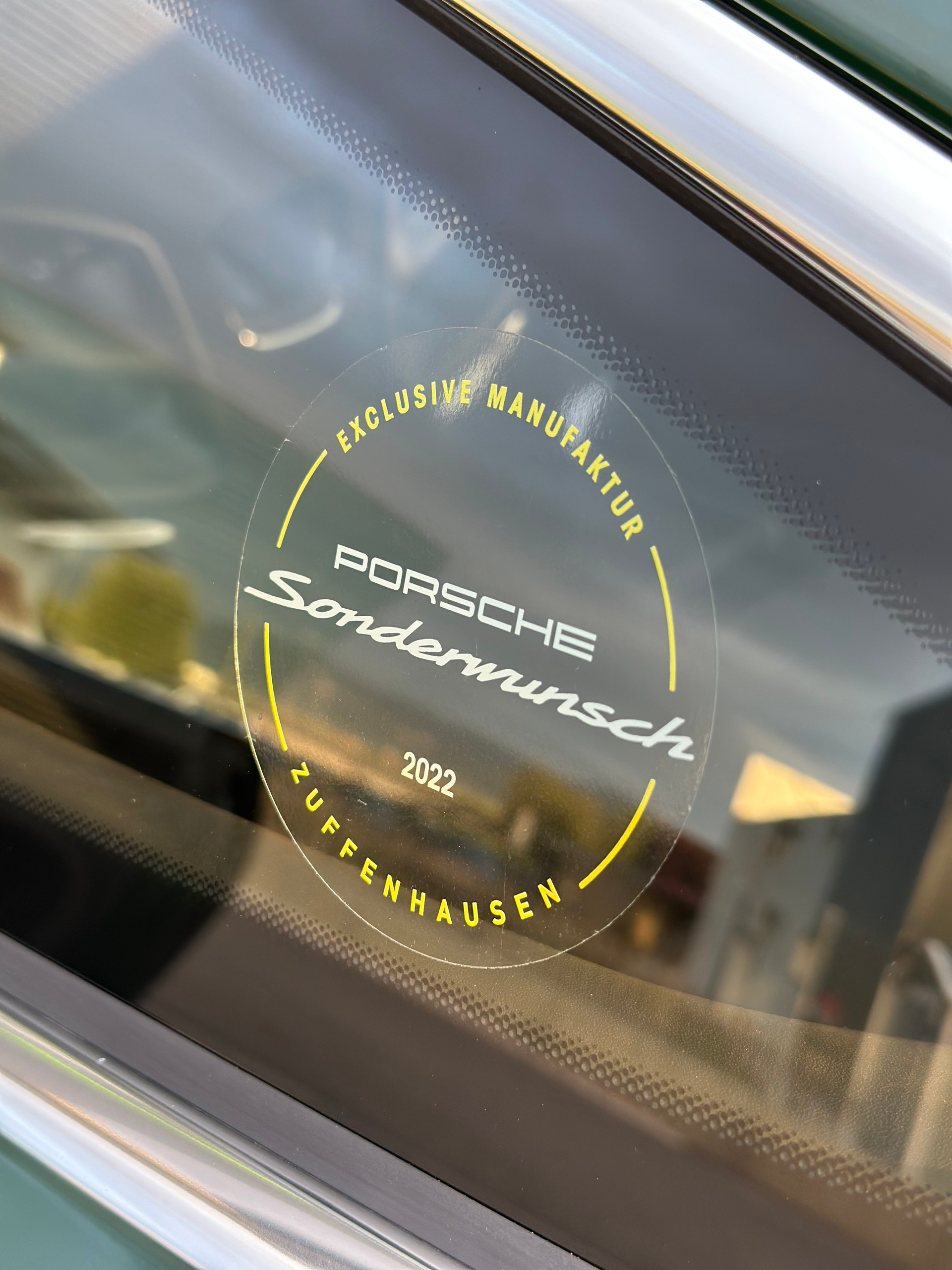 PORSCHE 911 GT3 Touring PTS British Racing Green-image-5