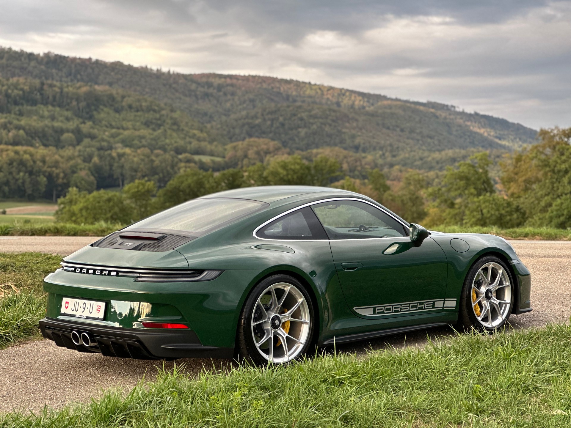PORSCHE 911 GT3 Touring PTS British Racing Green-image-8