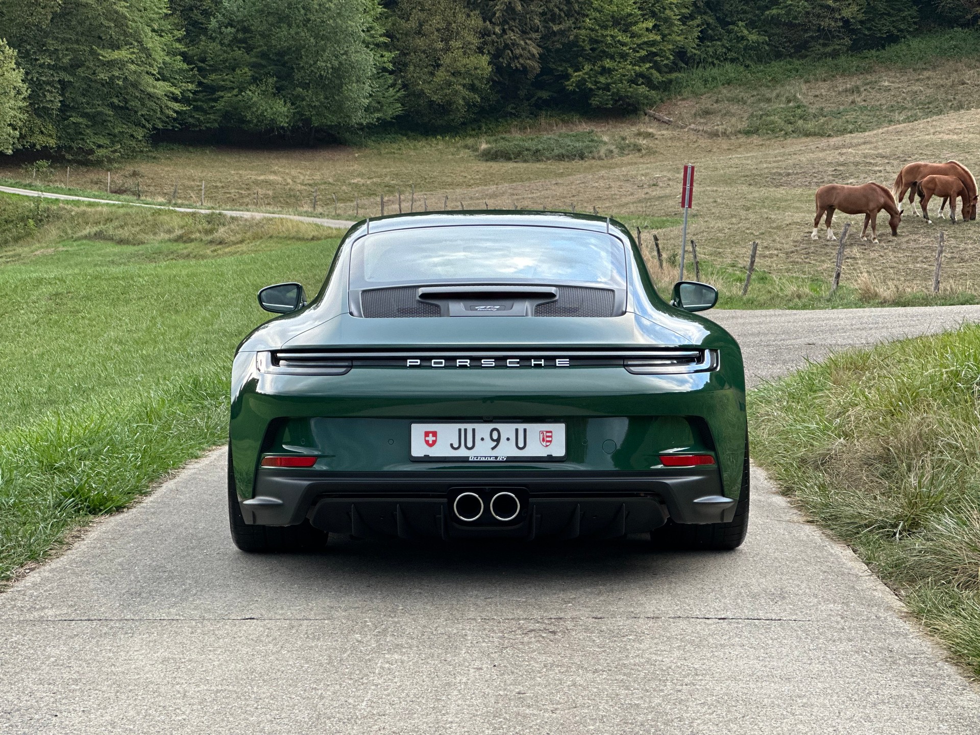 PORSCHE 911 GT3 Touring PTS British Racing Green-image-14