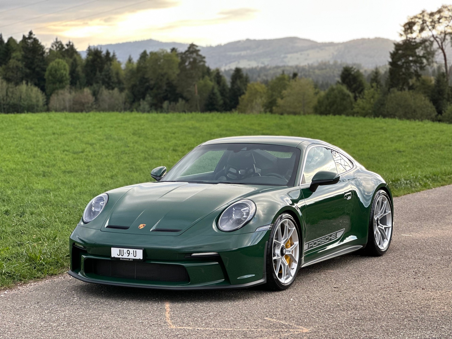 PORSCHE 911 GT3 Touring PTS British Racing Green-image-15
