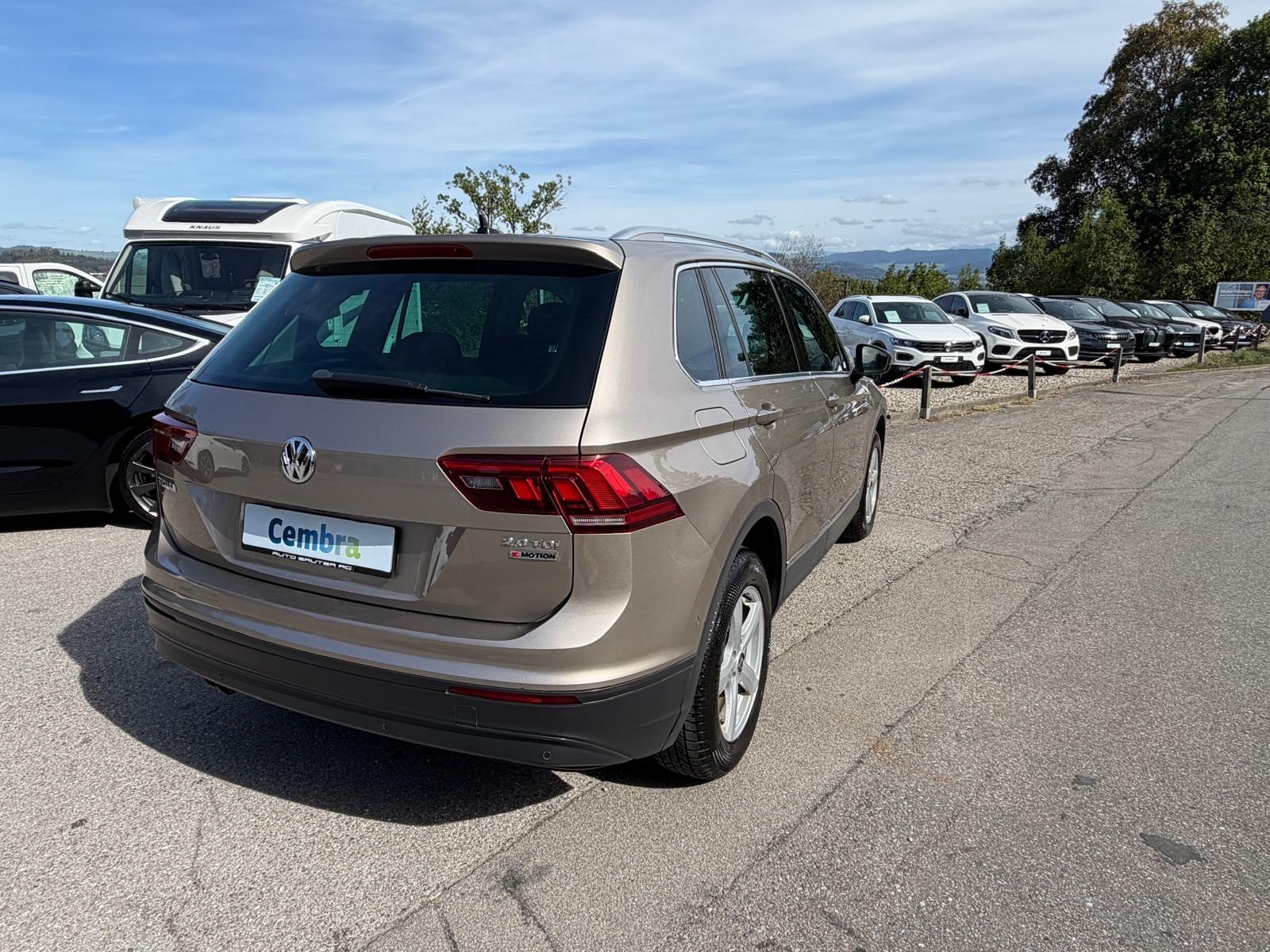 VW Tiguan 2.0 TDI SCR Trendline 4Motion DSG-image-4