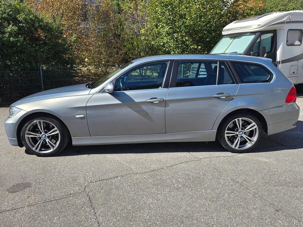 BMW 325xi Touring more4you-image-7
