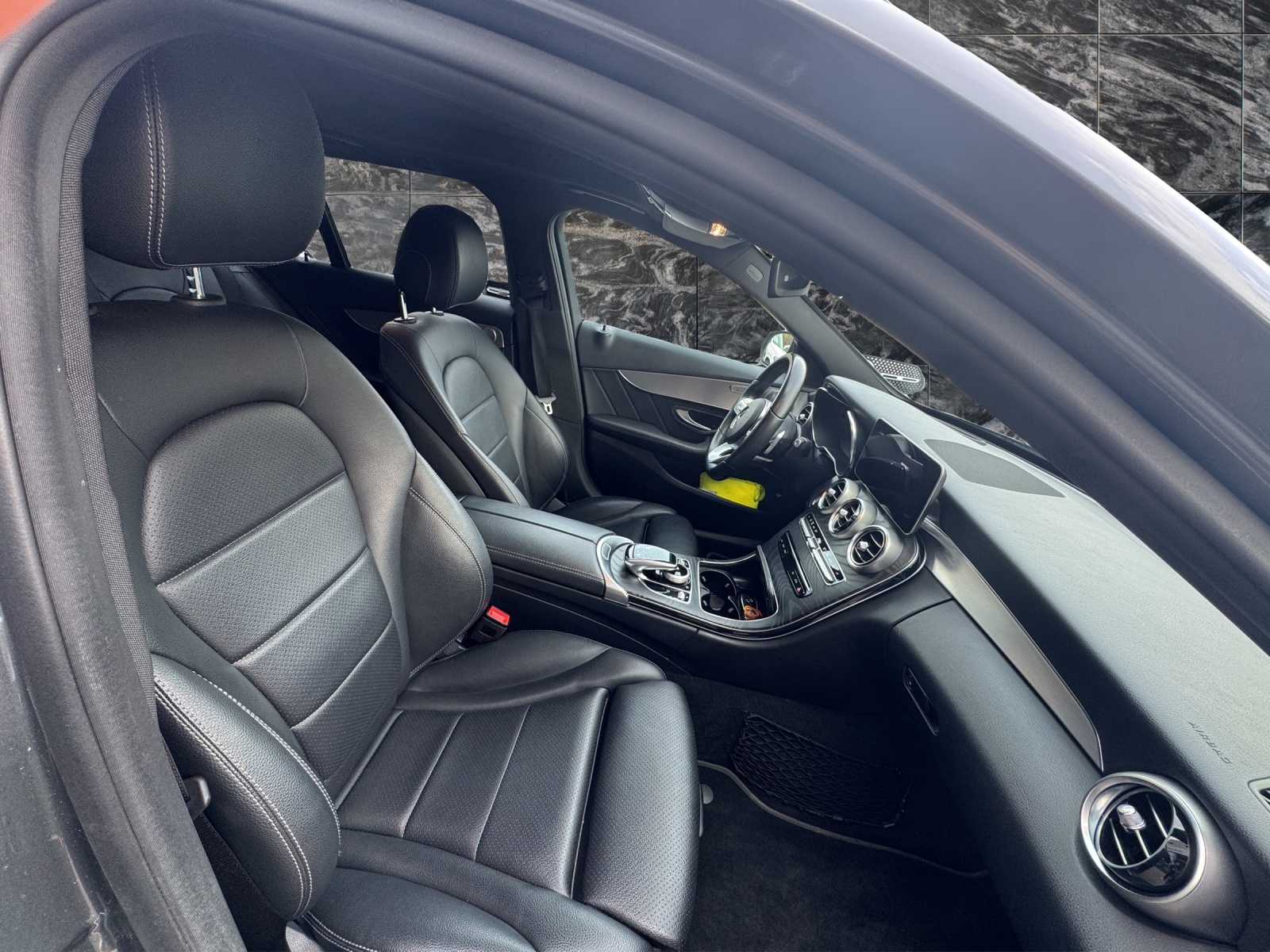 MERCEDES-BENZ C 220 d Swiss Star 4M 9G-Tronic-image-12