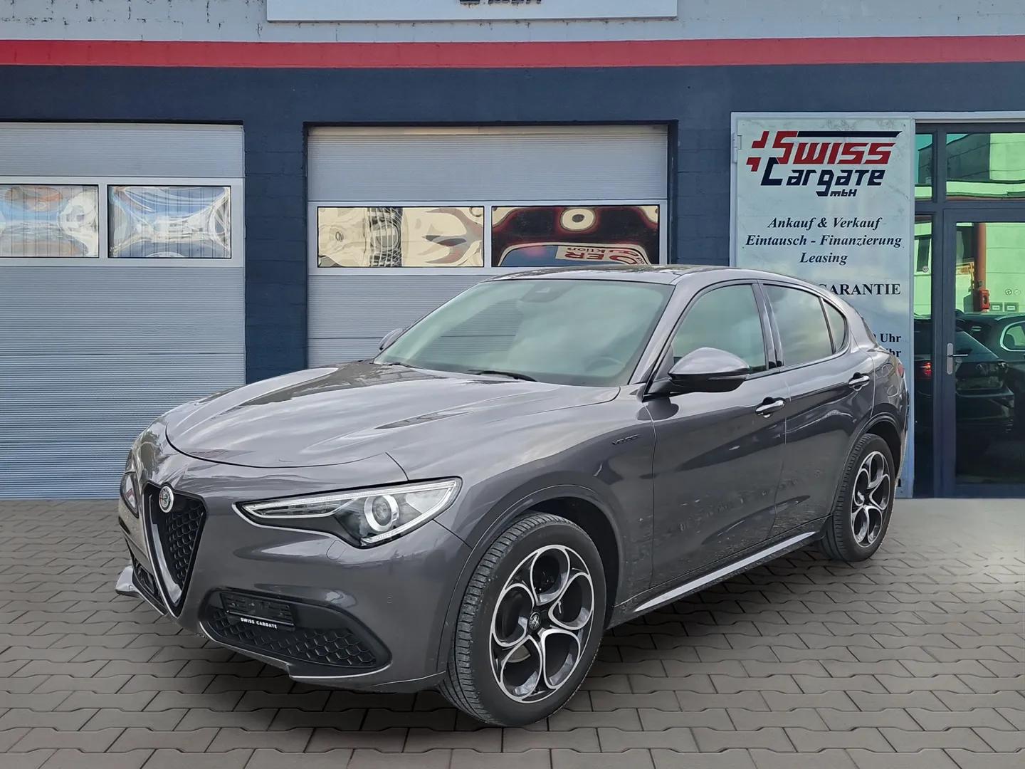 ALFA ROMEO Stelvio 2.0 Veloce Q4 Automatic 280PS mit Panoramadach-image-3