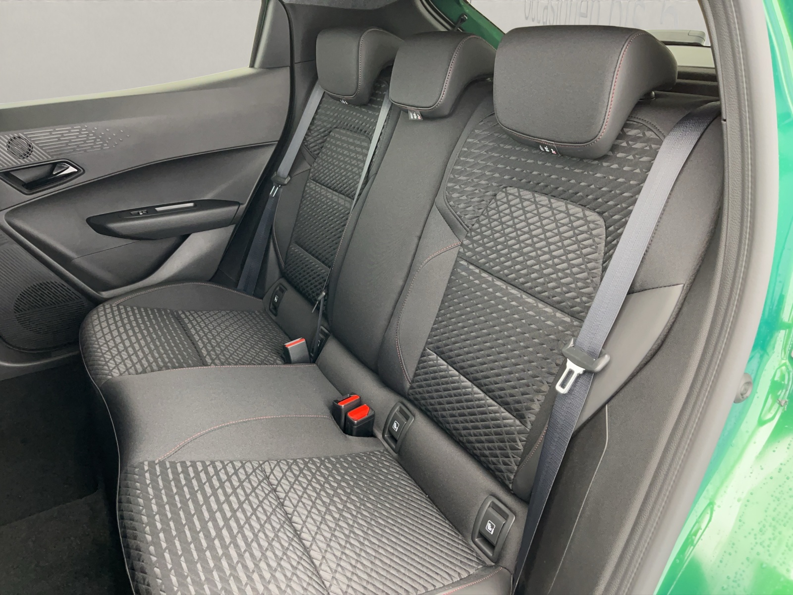 RENAULT Clio 1.8 E-Tech techno-image-16