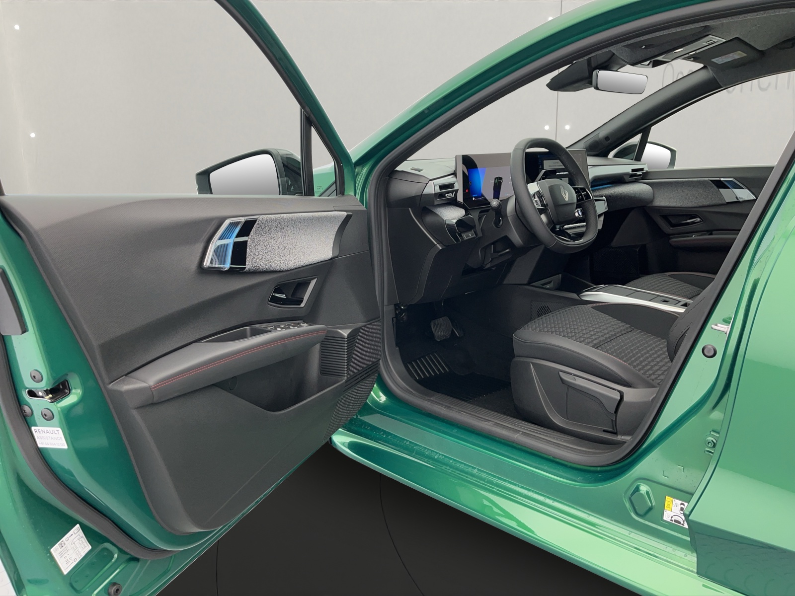 RENAULT Clio 1.8 E-Tech techno-image-6