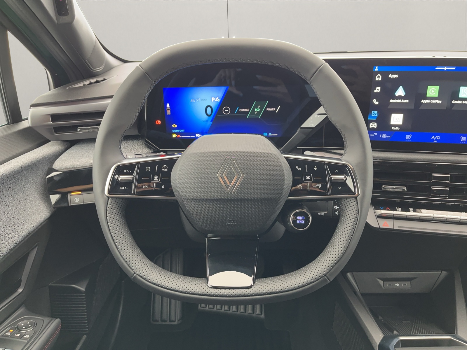 RENAULT Clio 1.8 E-Tech techno-image-9