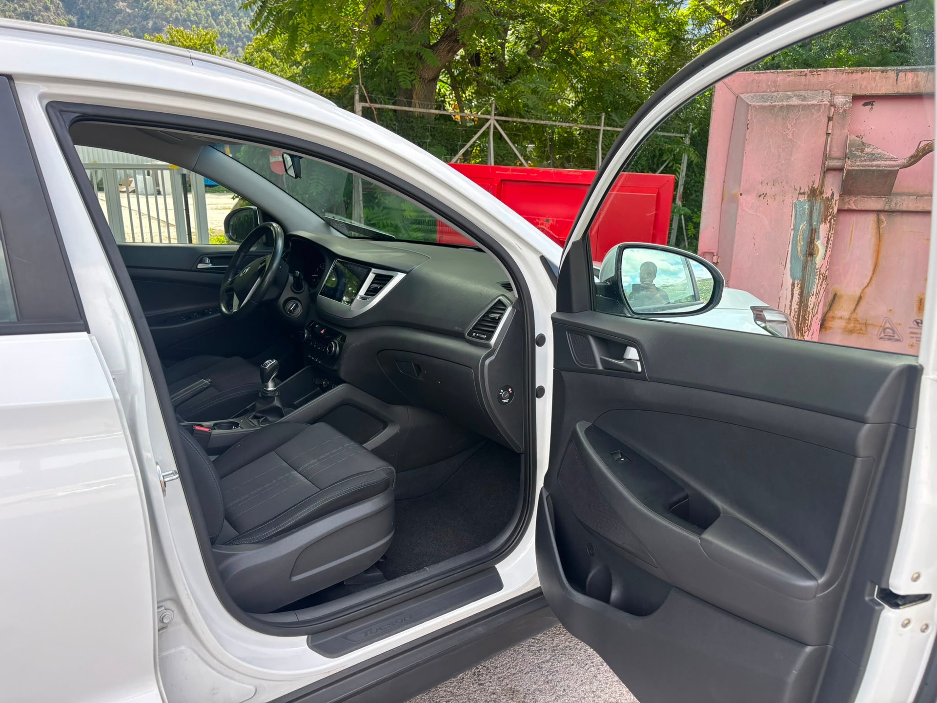 HYUNDAI TUCSON-image-15