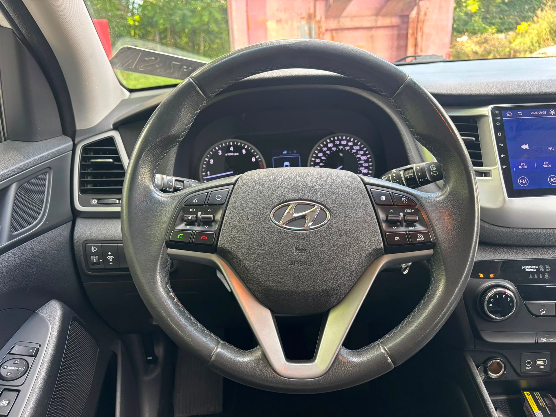 HYUNDAI TUCSON-image-14