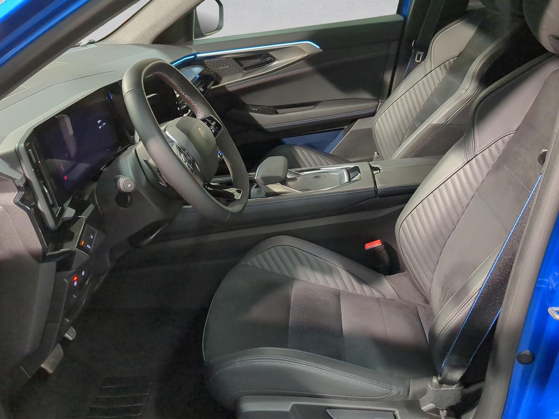 RENAULT Rafale 1.2 E-Tech Hybrid 200 Esprit Alpine-image-8