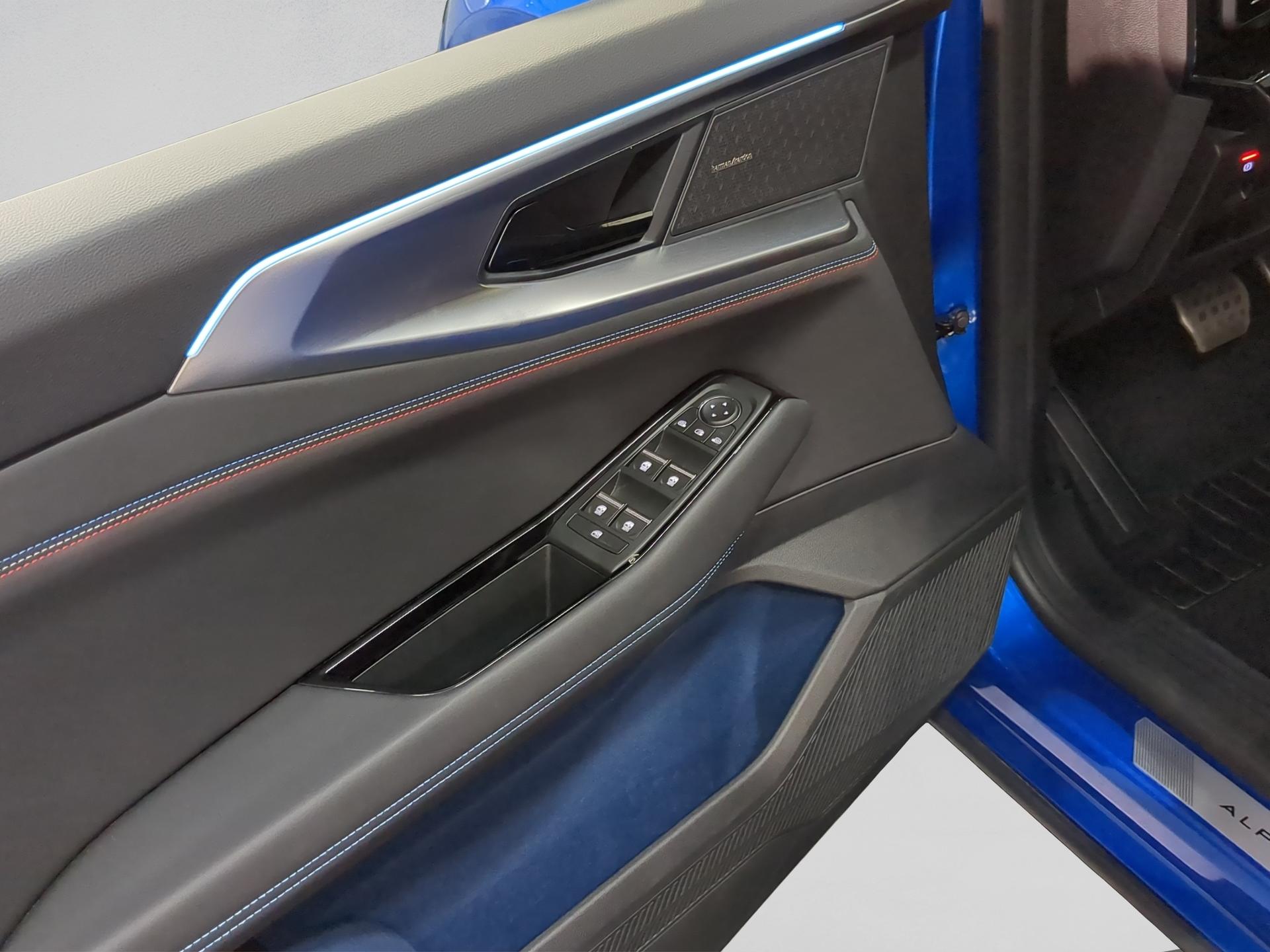 RENAULT Rafale 1.2 E-Tech Hybrid 200 Esprit Alpine-image-21