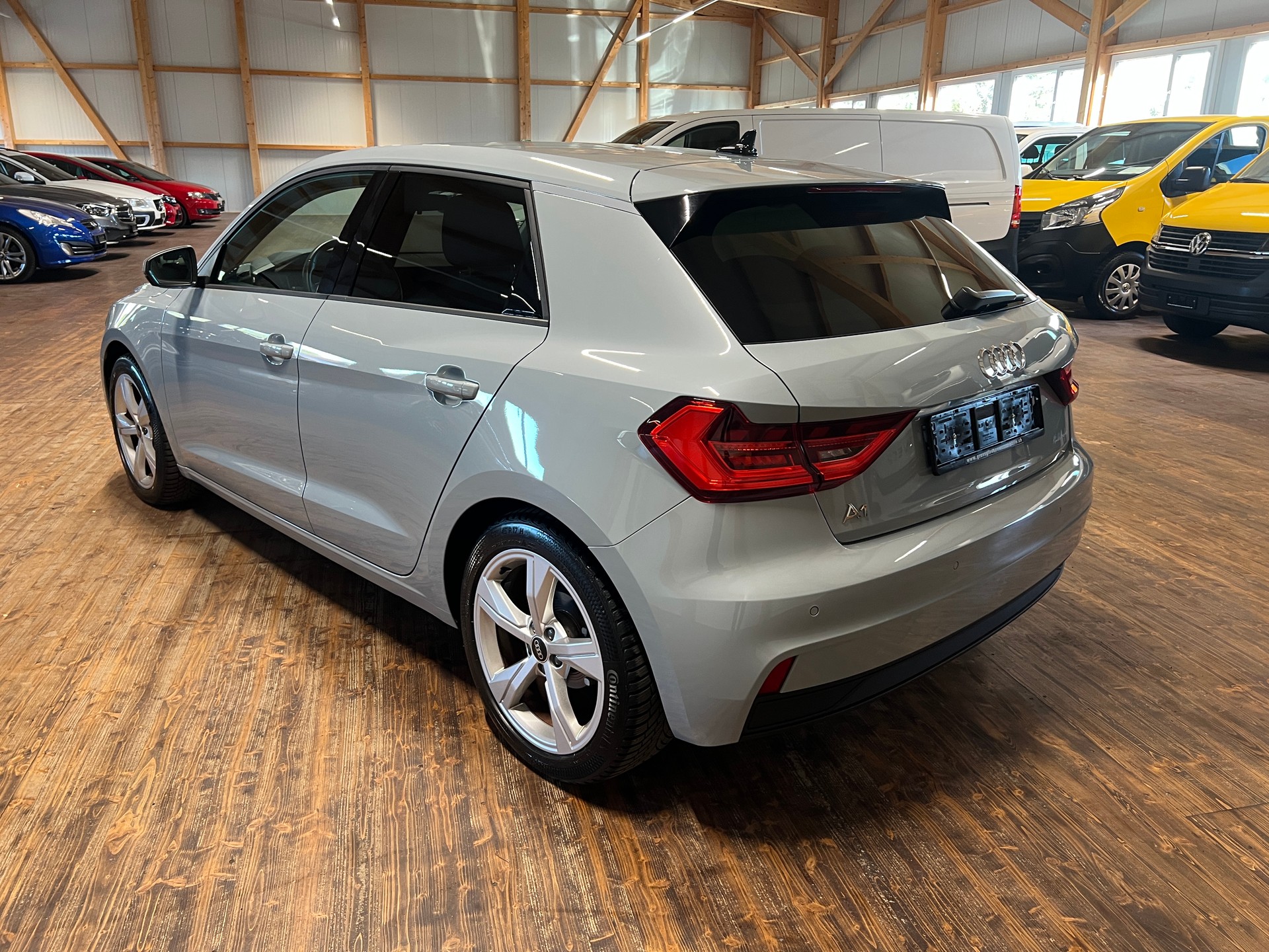 AUDI A1 Sportback 30 TFSI S-tronic-image-6