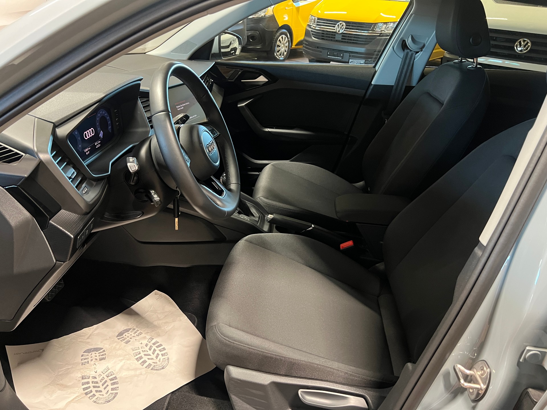 AUDI A1 Sportback 30 TFSI S-tronic-image-8
