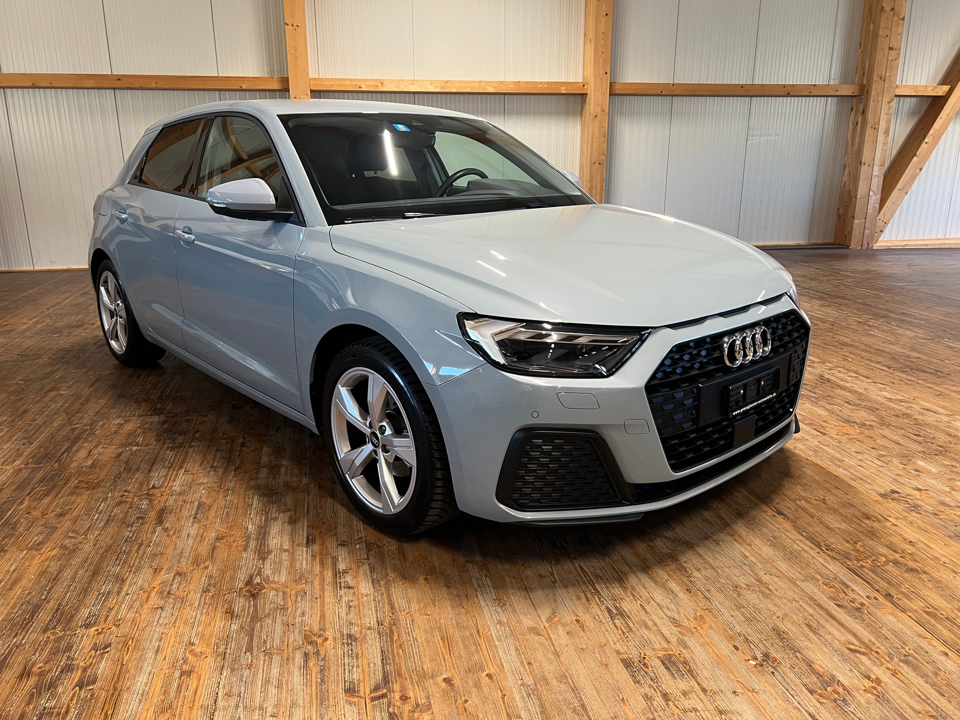 AUDI A1 Sportback 30 TFSI S-tronic-image-2