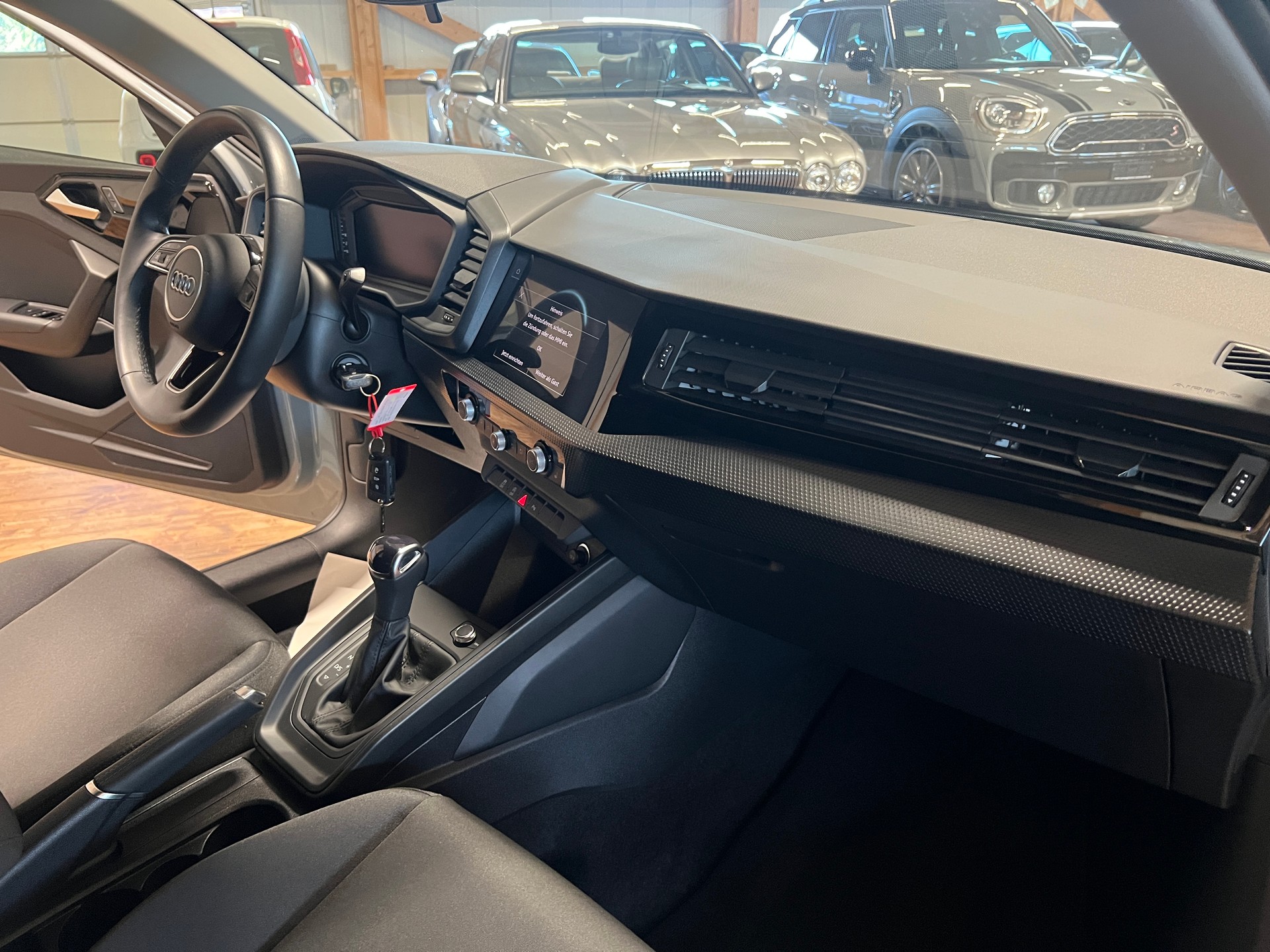 AUDI A1 Sportback 30 TFSI S-tronic-image-11