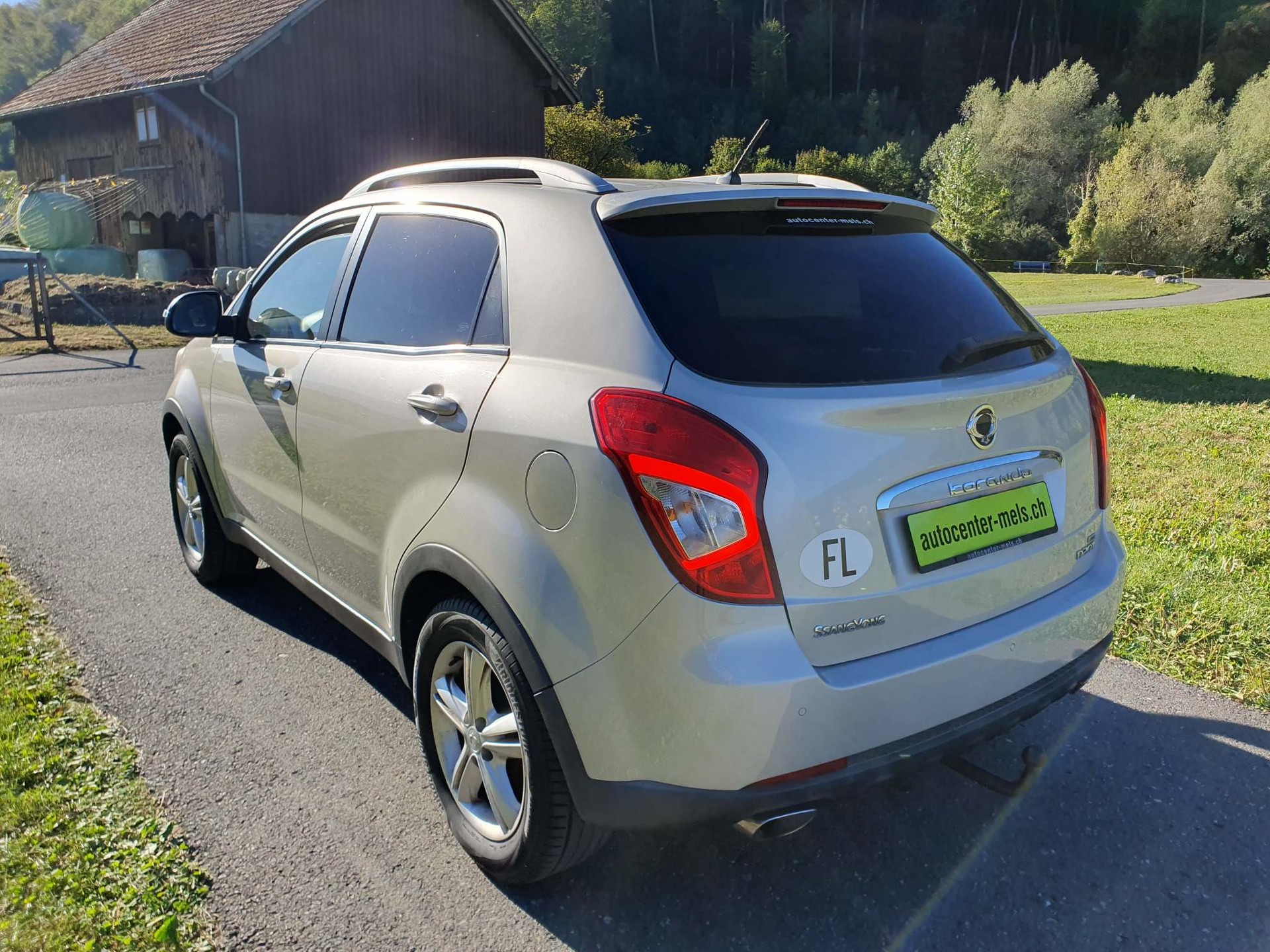 KGM-SsangYong Korando 2.0 e-XDi Quartz 4WD-image-4