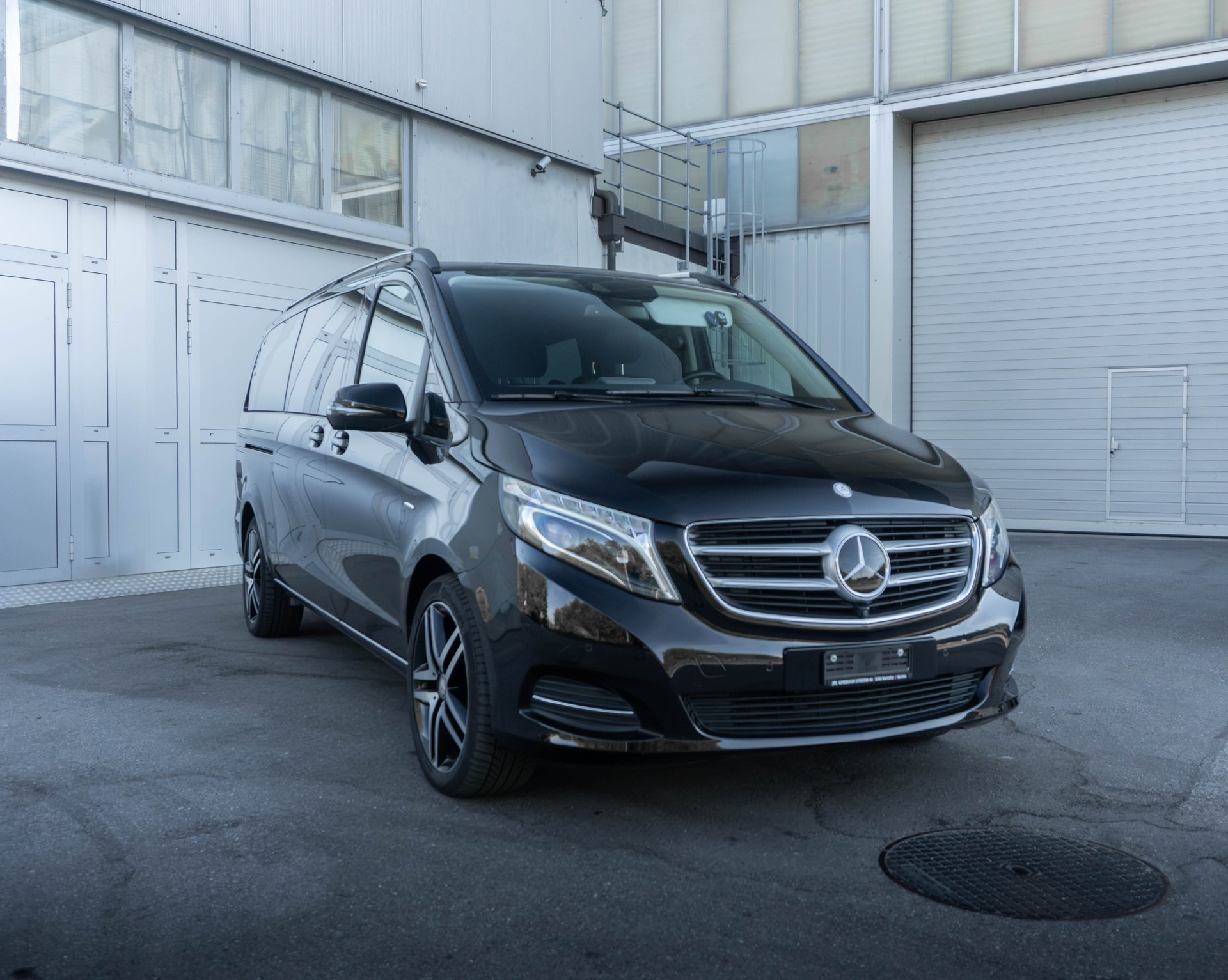 MERCEDES-BENZ V 250 d Avantgarde lang 4Matic 7G-Tronic-image-5