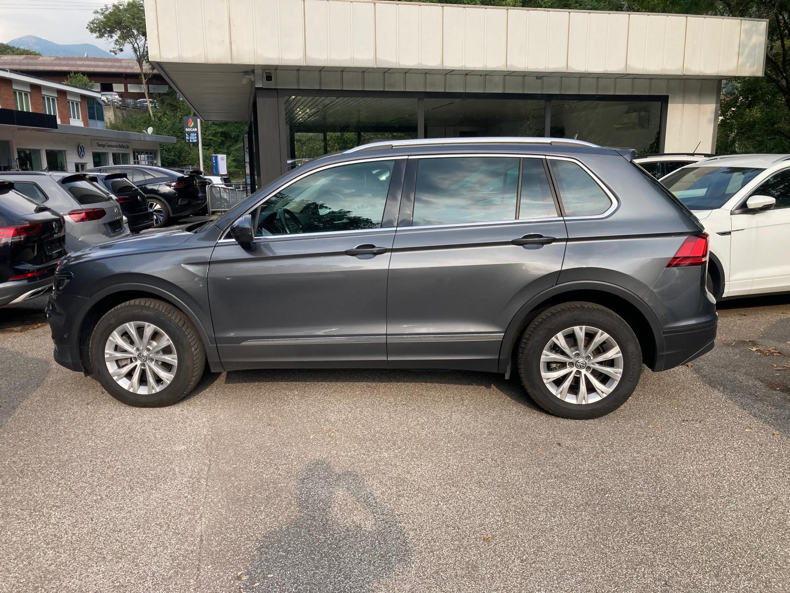 VW Tiguan 2.0TSI Comfortline 4Motion DSG-image-5