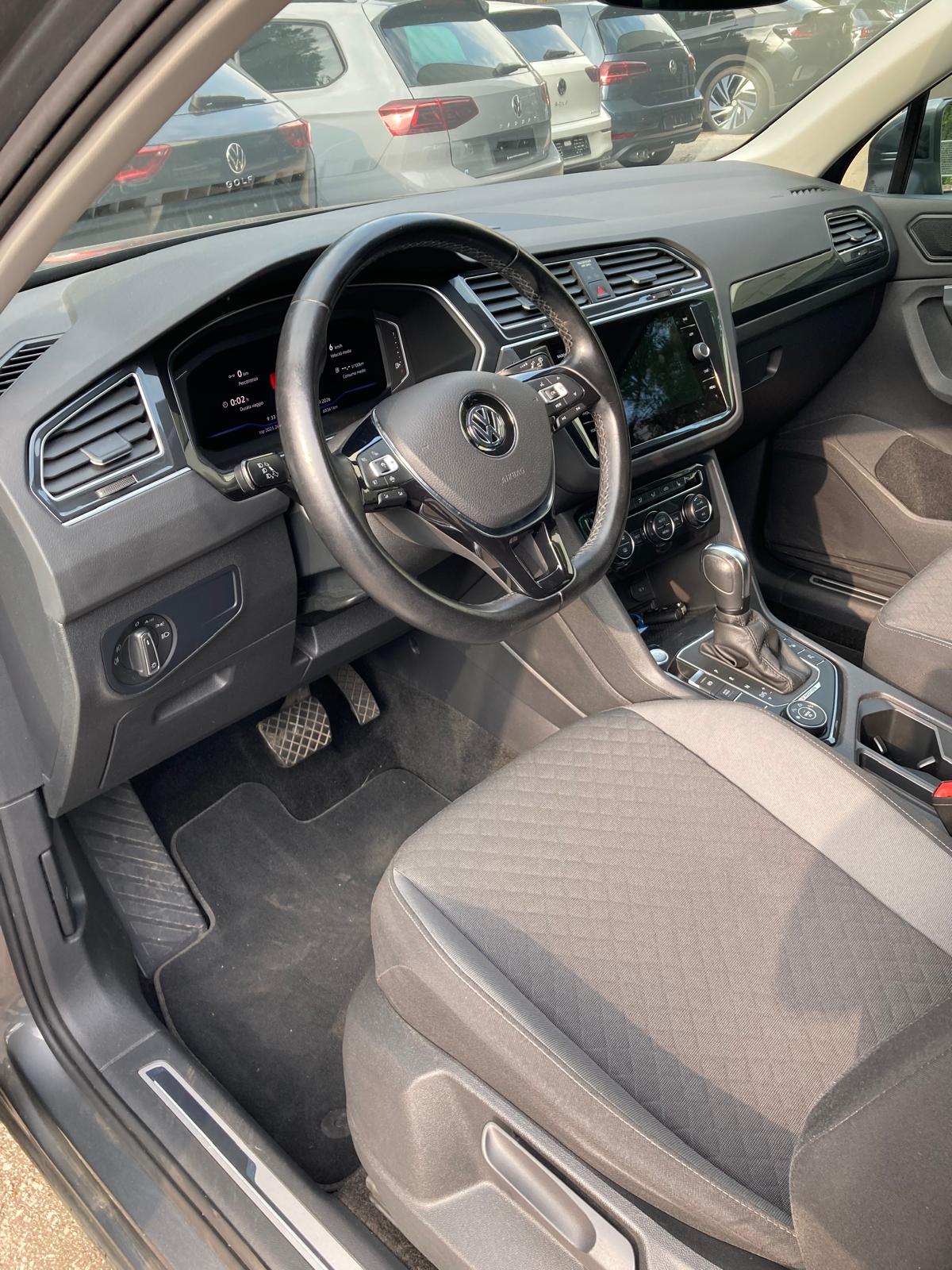 VW Tiguan 2.0TSI Comfortline 4Motion DSG-image-11