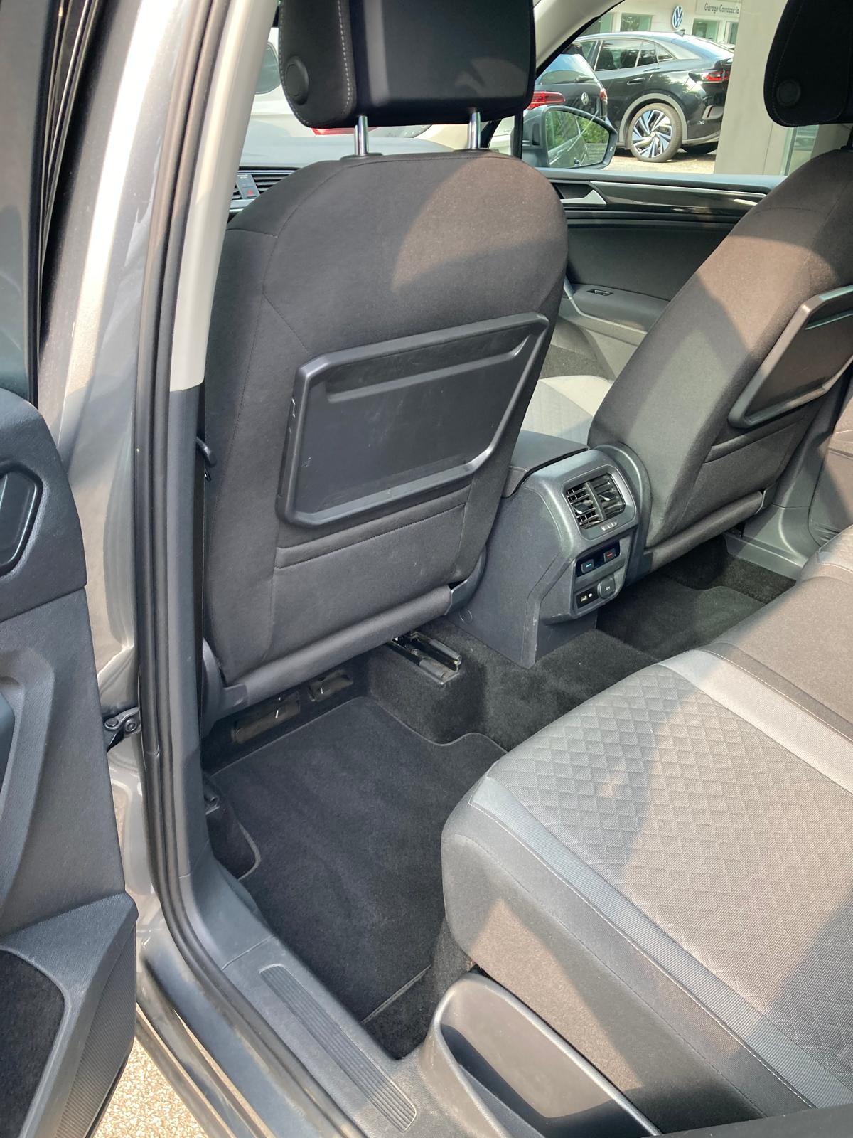 VW Tiguan 2.0TSI Comfortline 4Motion DSG-image-10