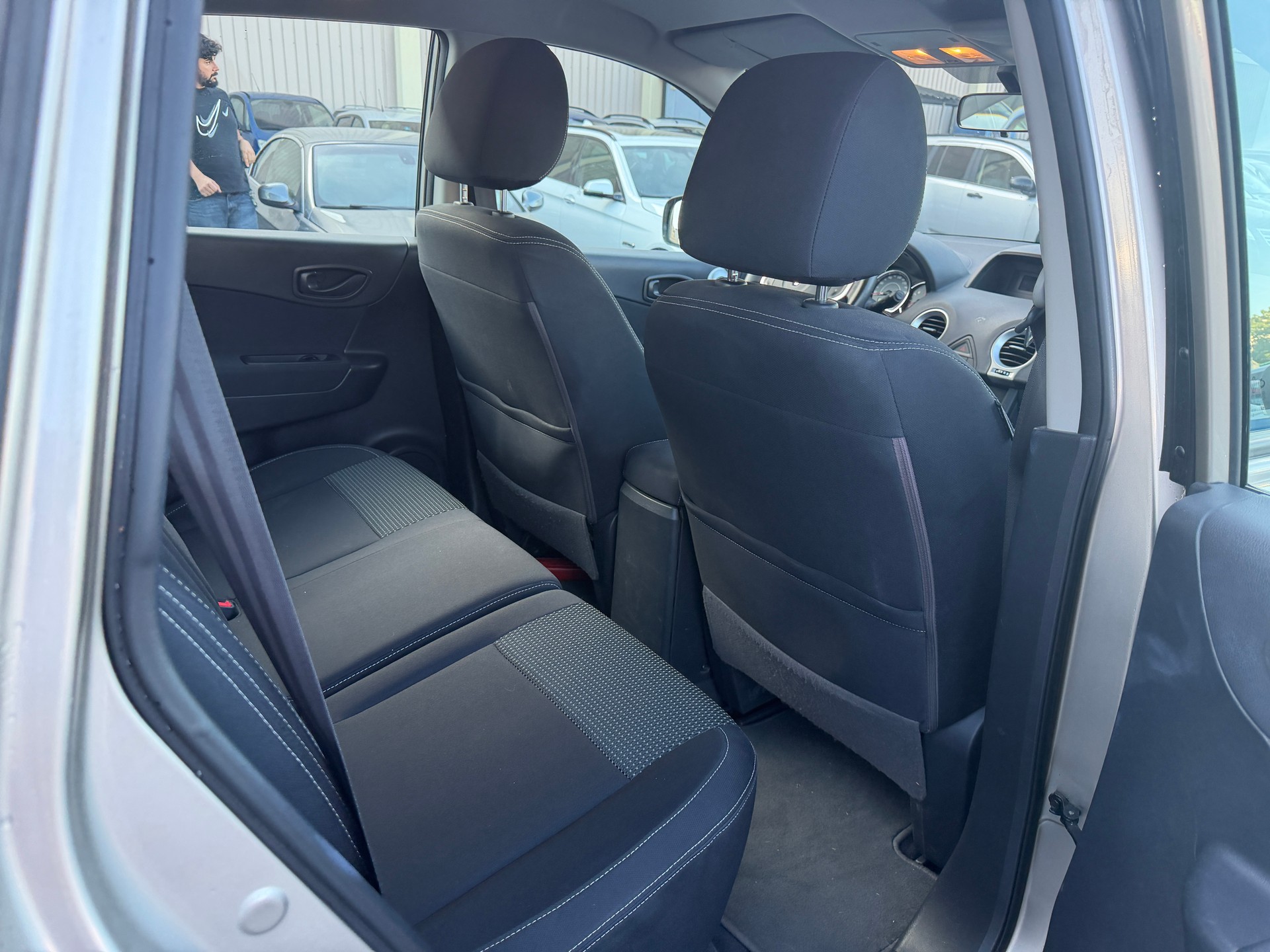 RENAULT Koleos 2.5 Dynamique 4x4-image-9