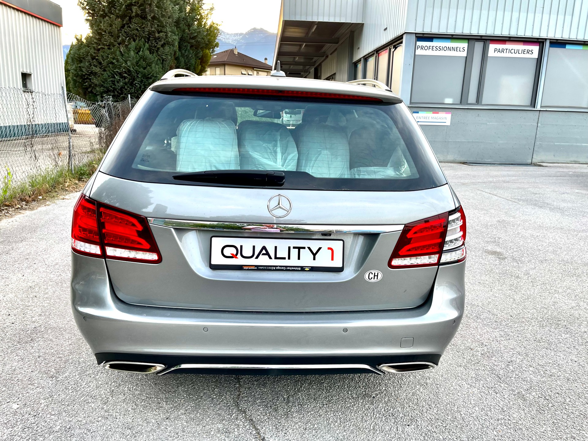 MERCEDES-BENZ E 350 BlueTEC Elégance 4Matic 7G-Tronic-image-11